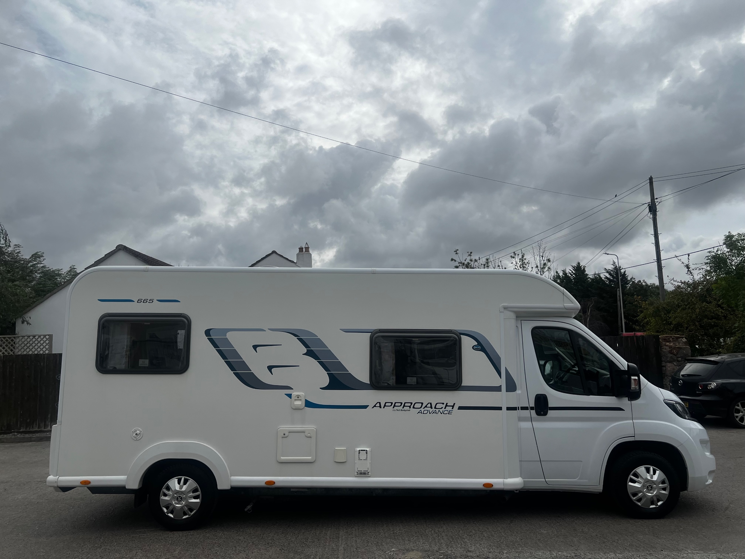 2017 Bailey Approach Advance 665 . 6 belts. Full history. MOT