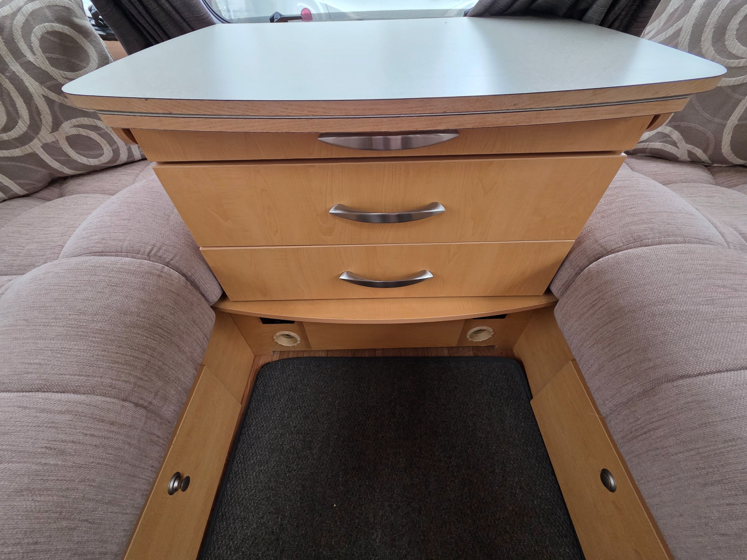 2010 Elddis Avante 524