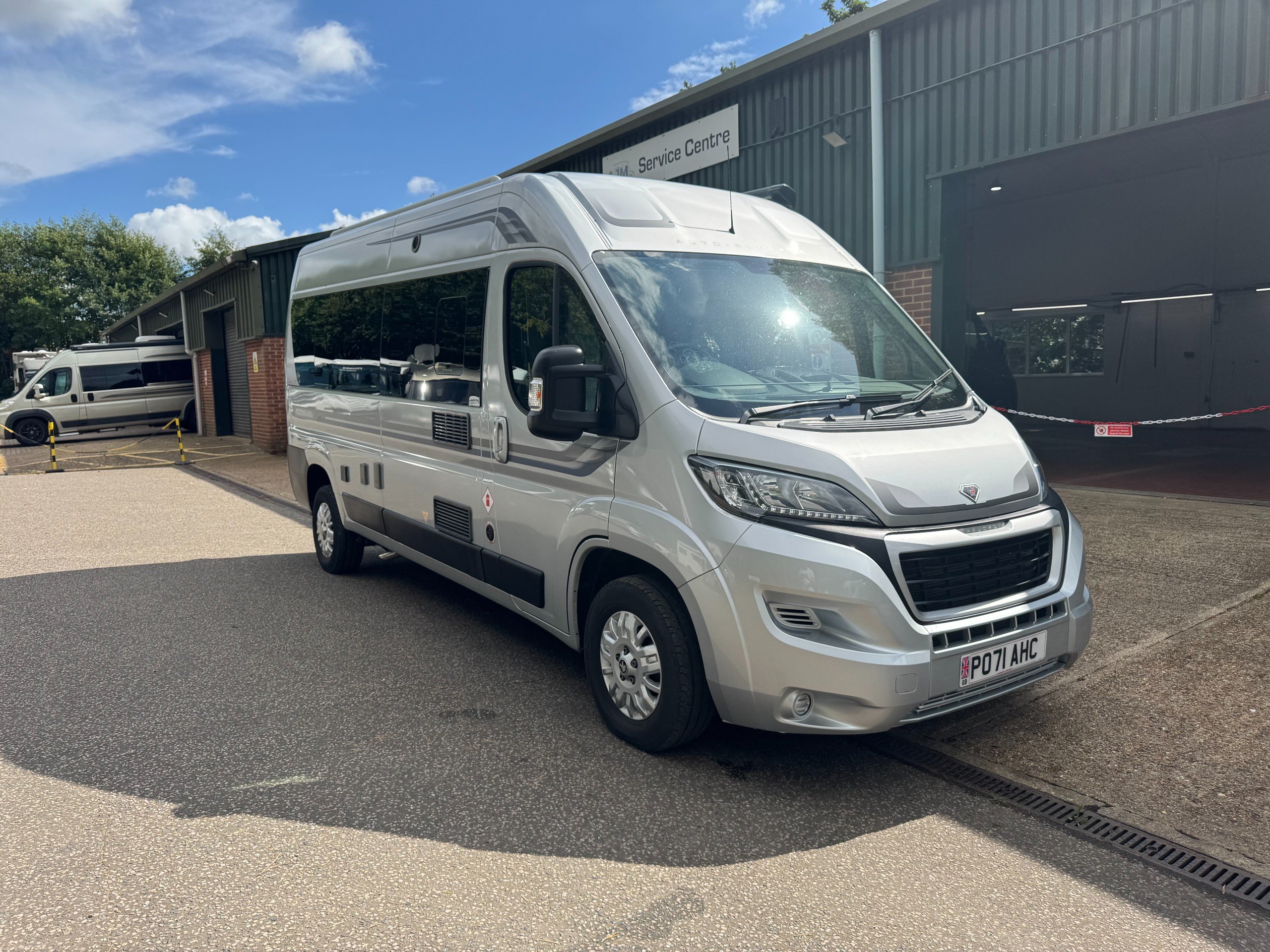 2021 Auto-Sleepers Warwick Duo - Exterior - Front