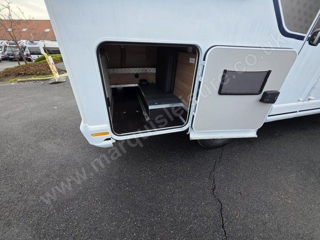Exterior - Rear