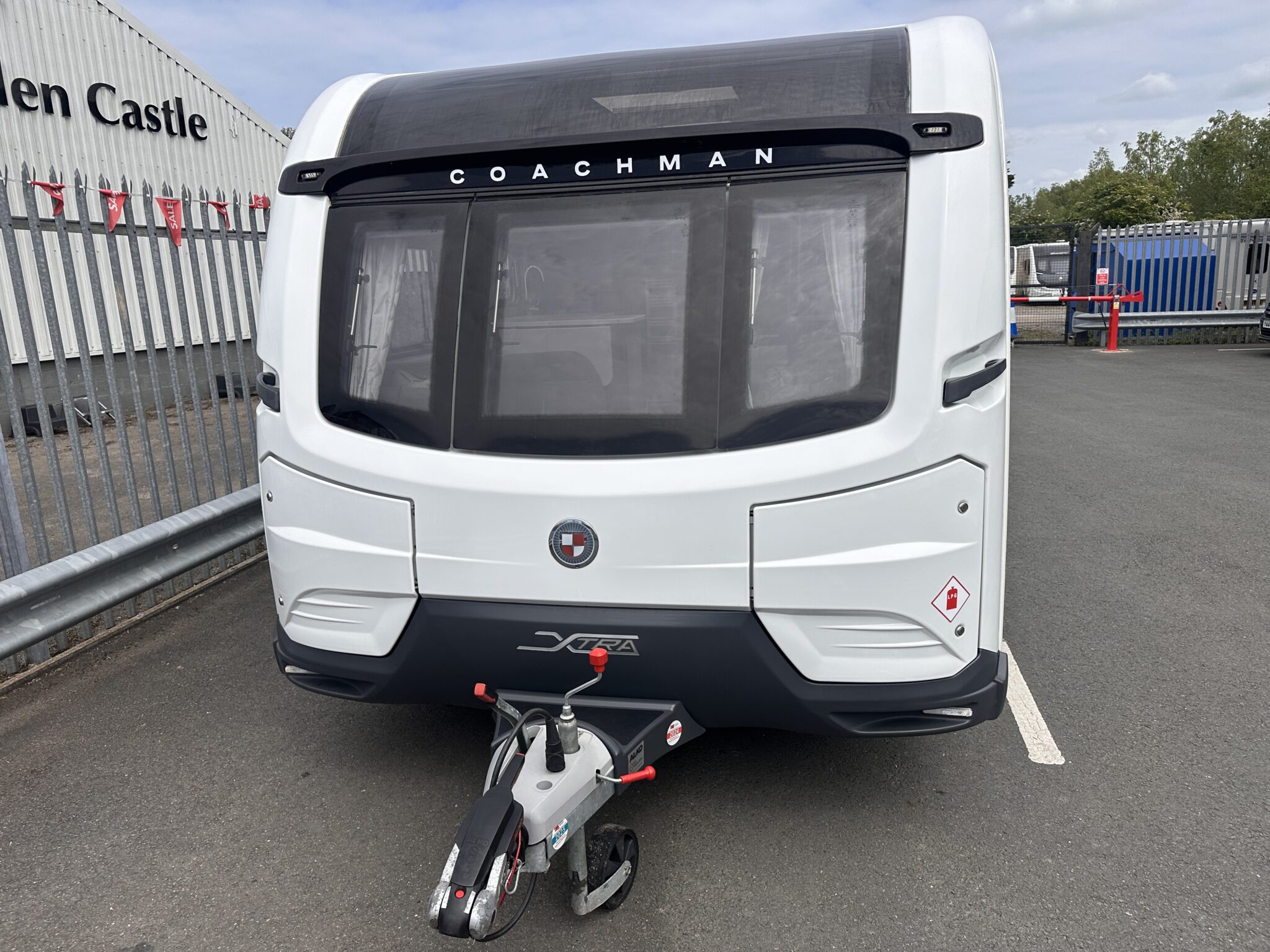 Exterior - Front