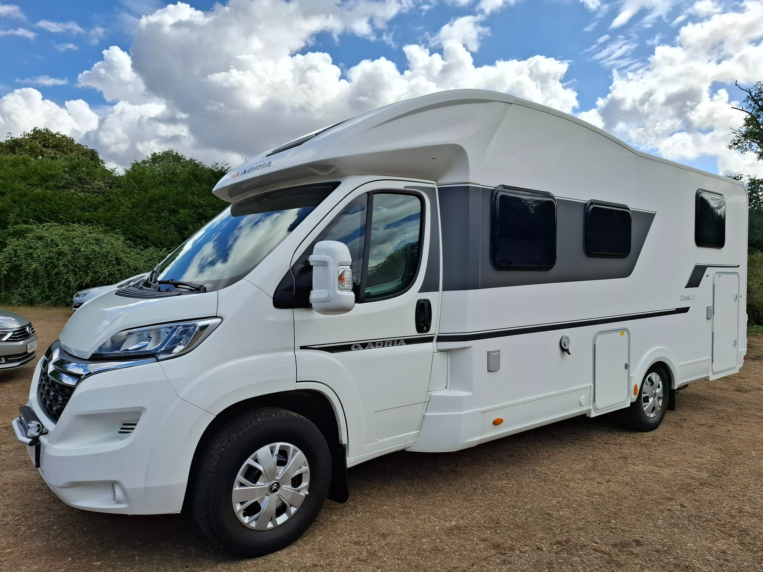2022 Adria Coral Axess 670SC