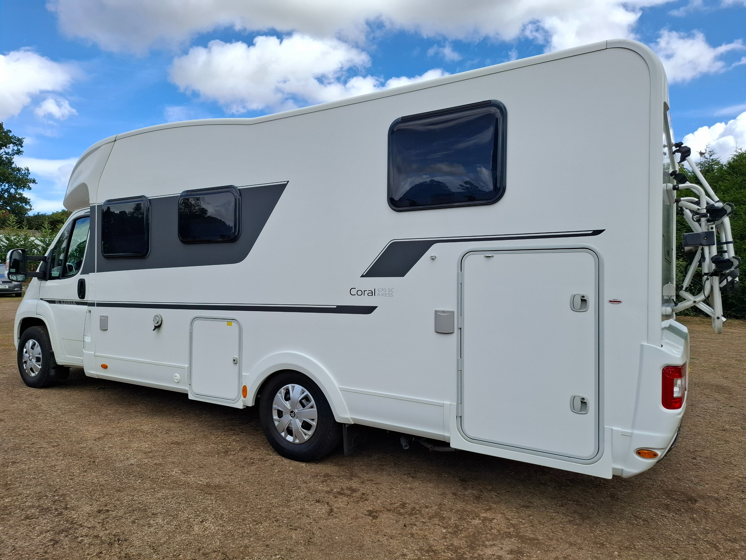2022 Adria Coral Axess 670SC