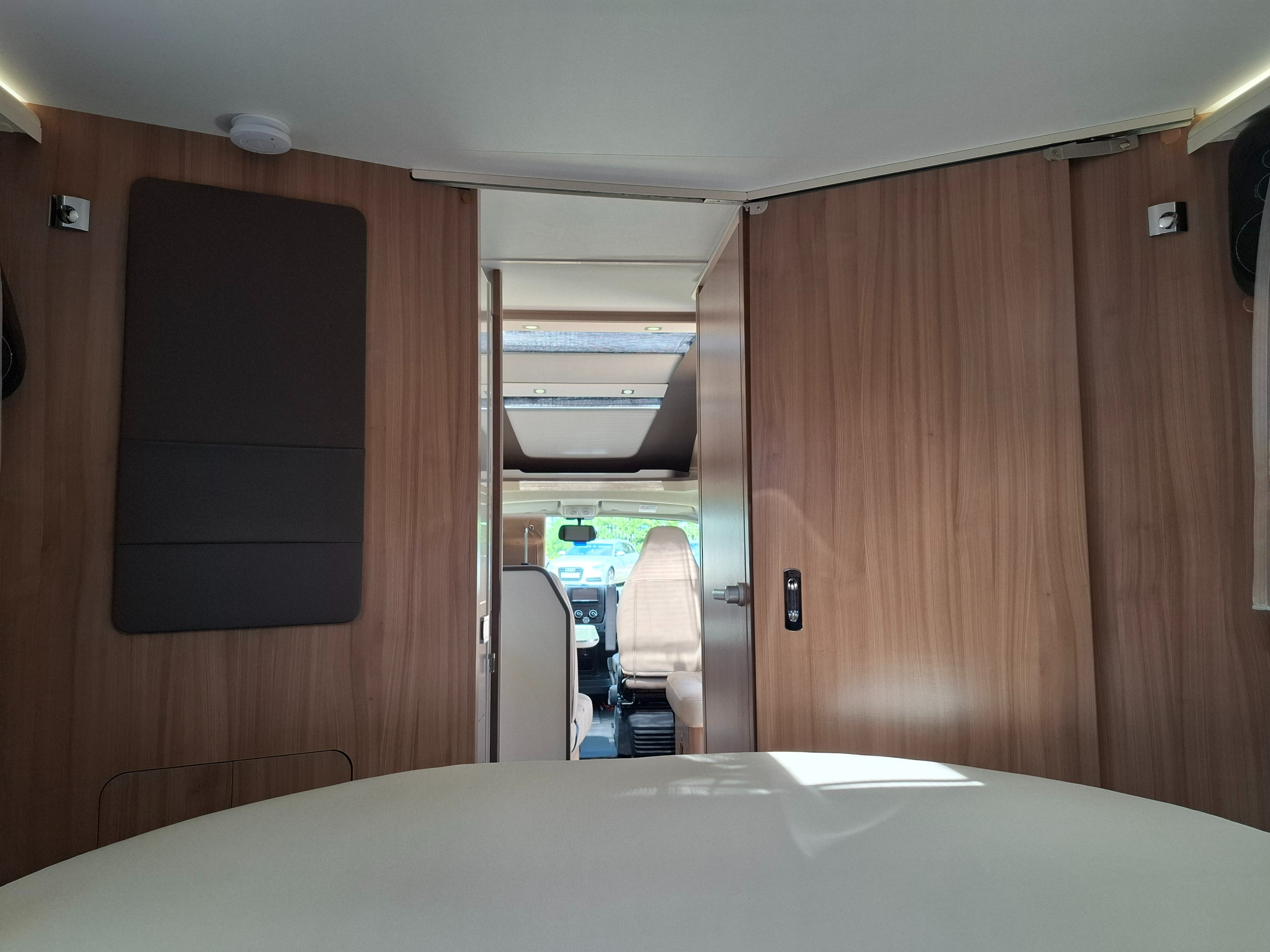2022 Adria Coral Axess 670SC