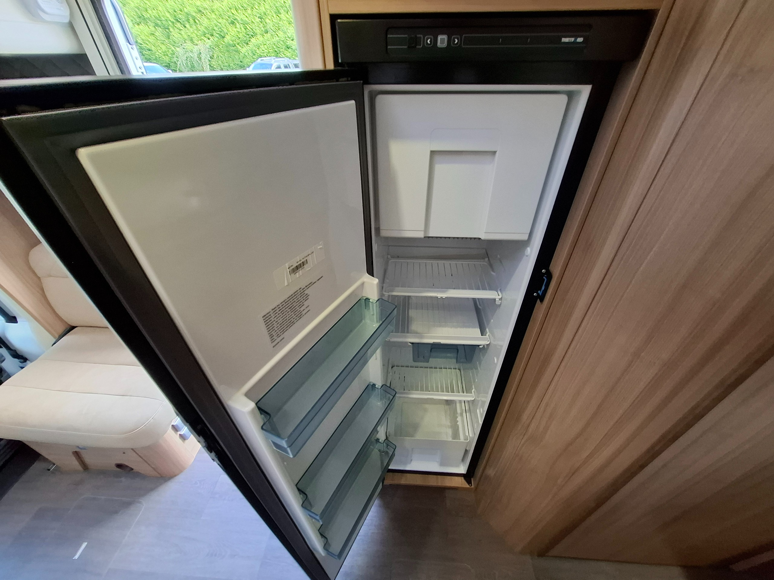 2022 Adria Coral Axess 670SC