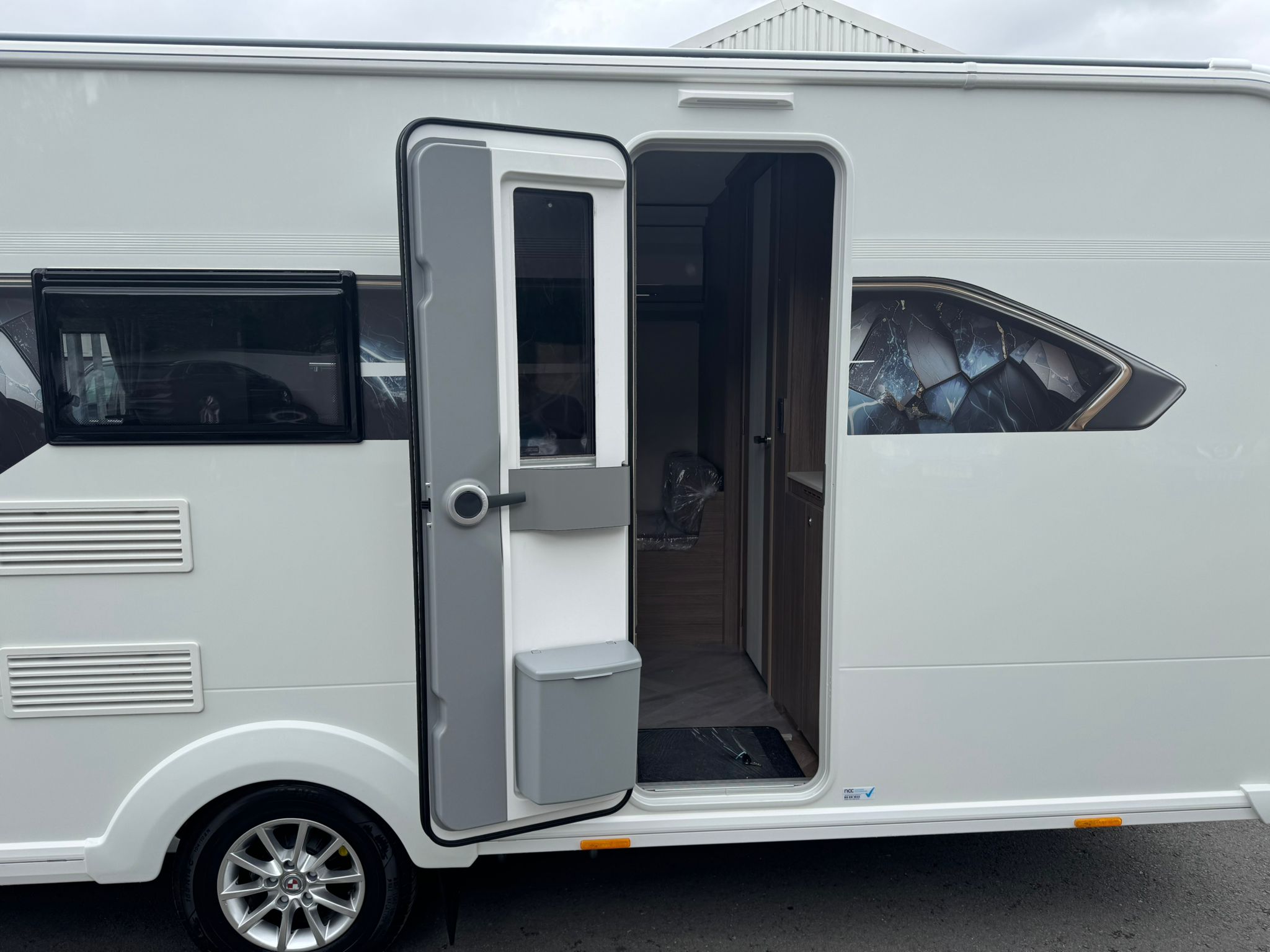 Exterior - Rear