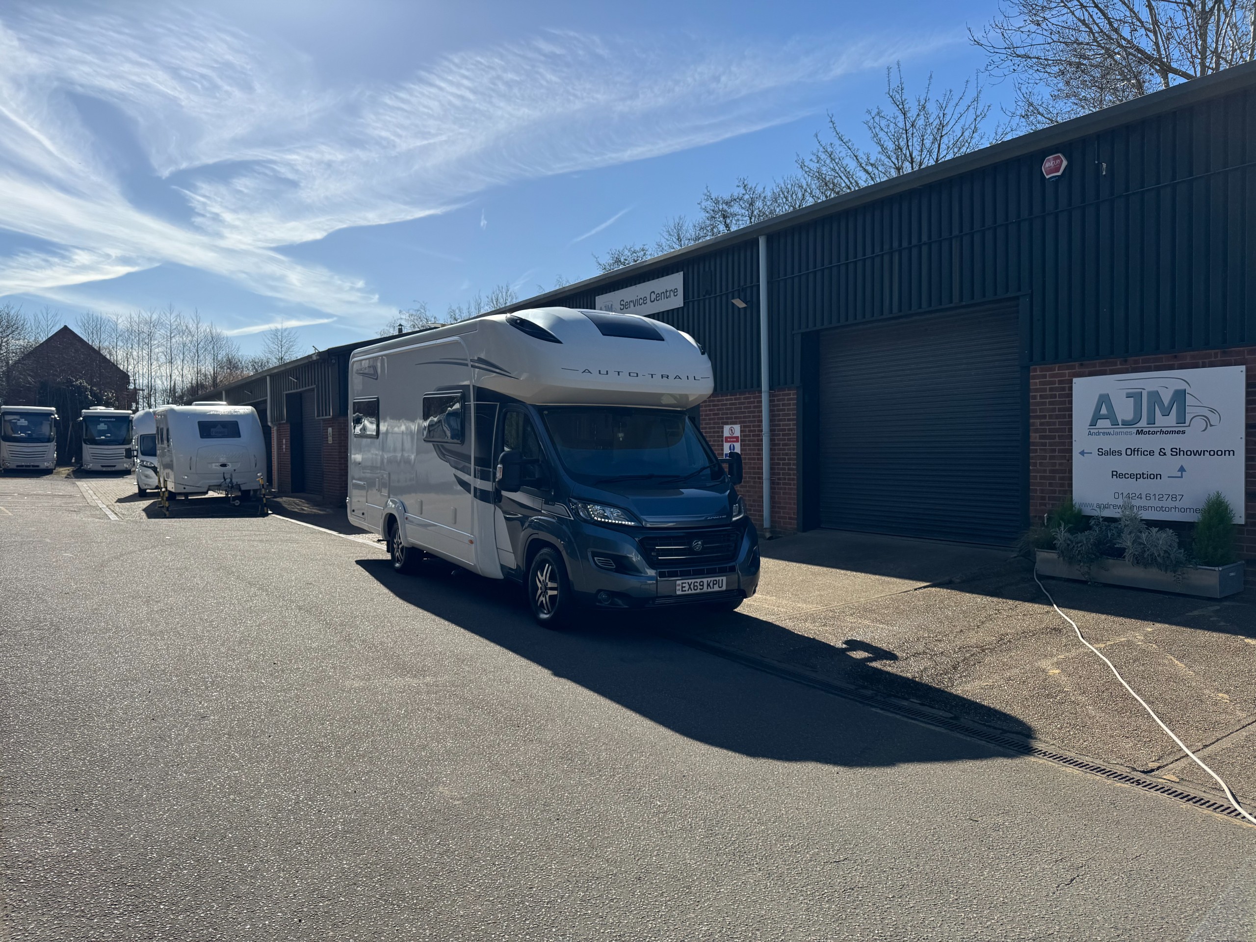 2020 Auto-Trail Apache 700