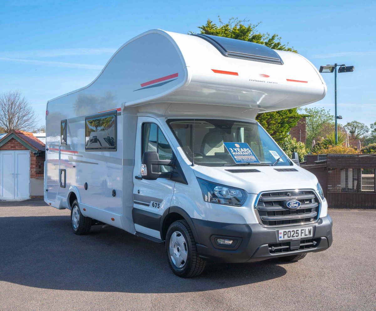 Ford Rollerteam Zefiro 675 130BHP - Exterior - Front