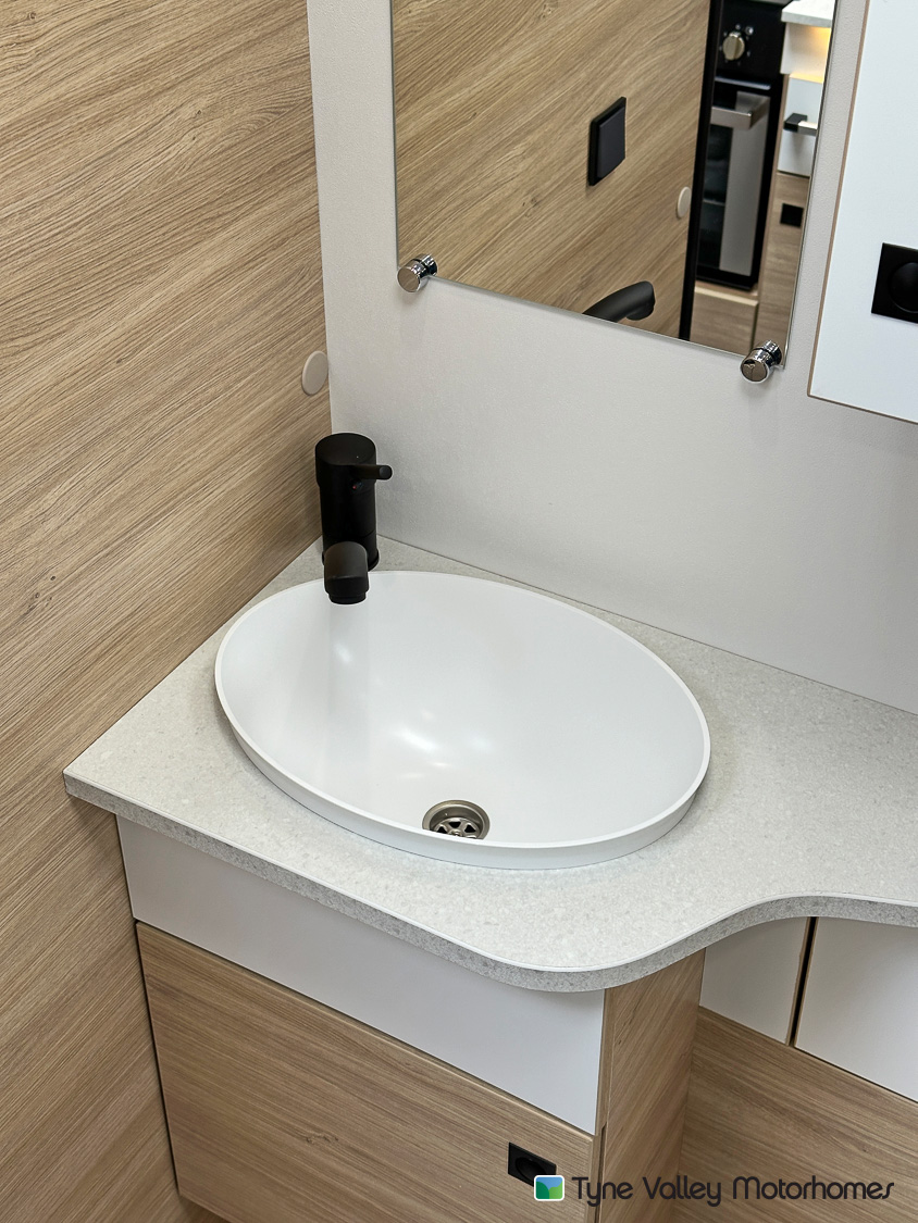 2026 Chausson 640 Ultimate Line