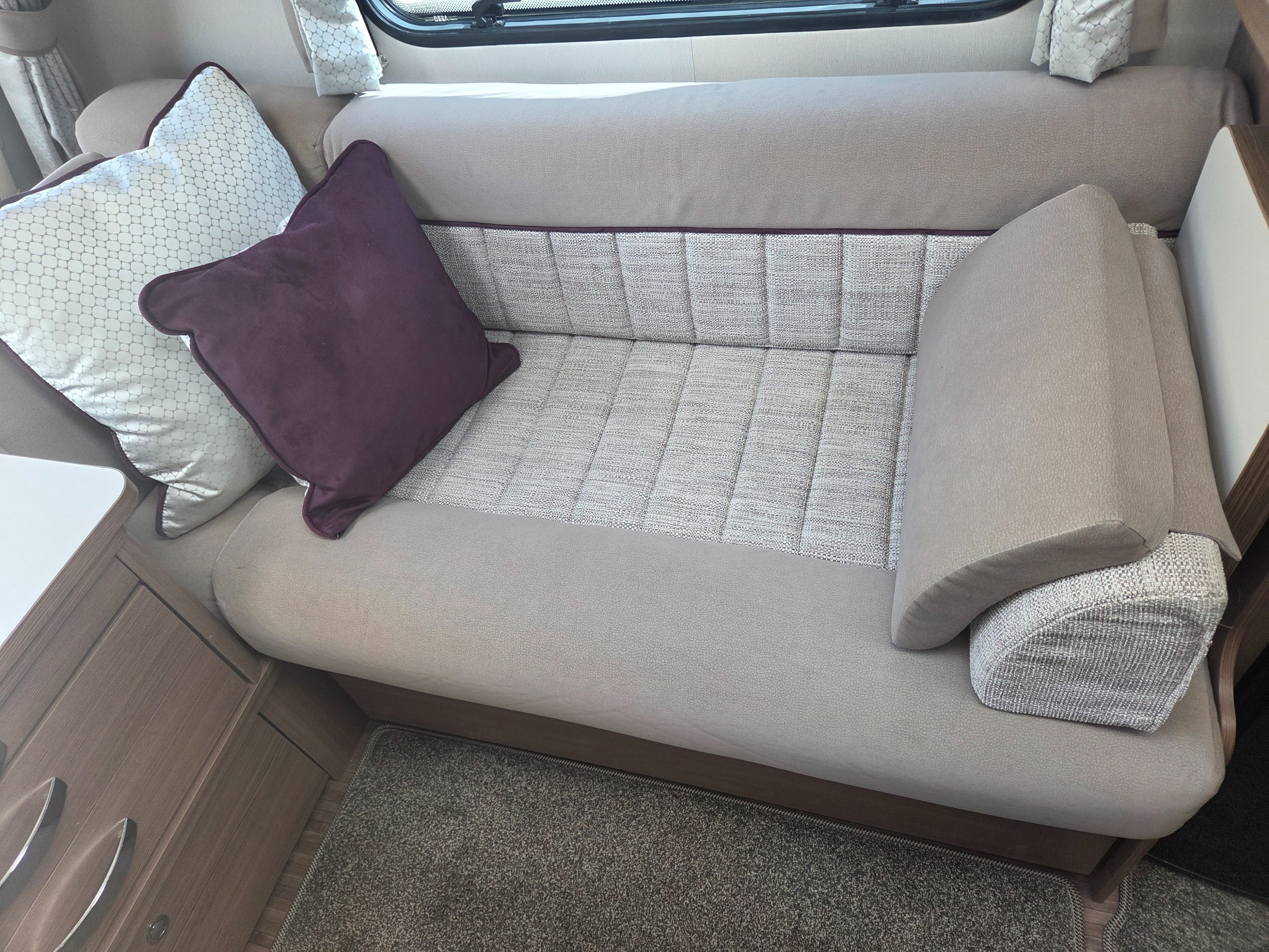 2017 Elddis Affinity 550 Penshurst Plus Sussex Special Edition