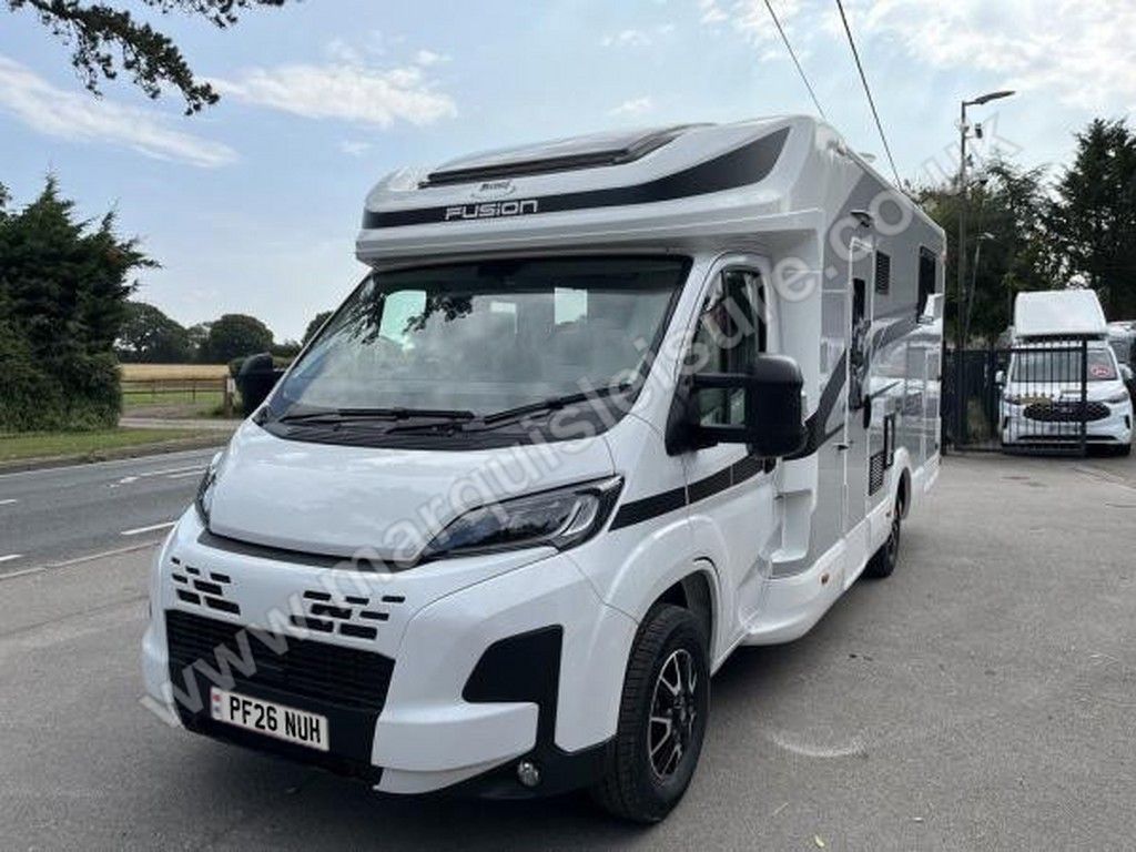 2025 MCLOUIS FUSION 373 - Exterior - Front
