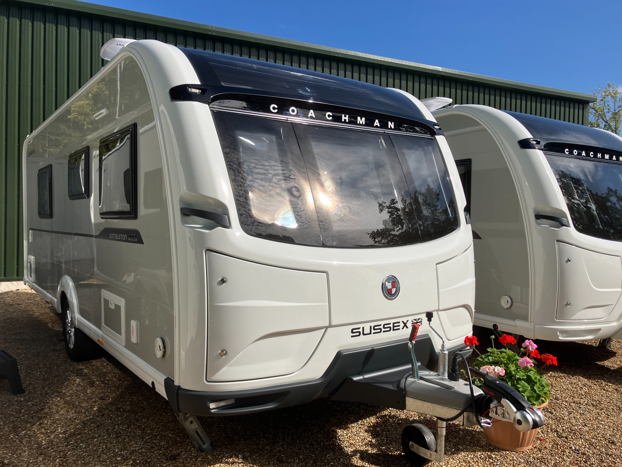2027 Coachman VIP 565 Singleton Sussex Special Edition - LAST ONE, DEMONSTRATOR DISCOUNT, AVAILABLE NOW!