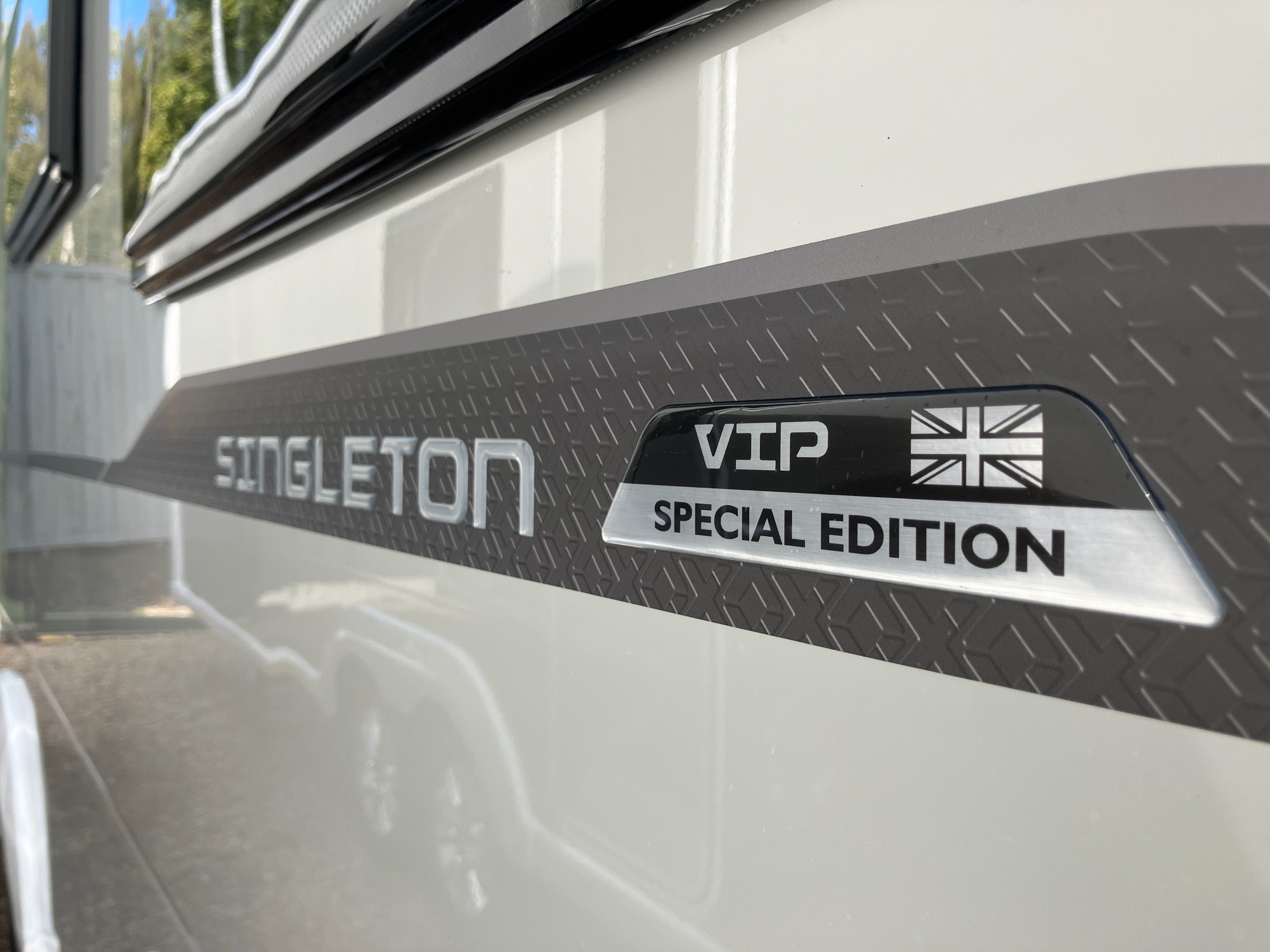 2027 Coachman VIP 565 Singleton Sussex Special Edition - LAST ONE, DEMONSTRATOR DISCOUNT, AVAILABLE NOW!