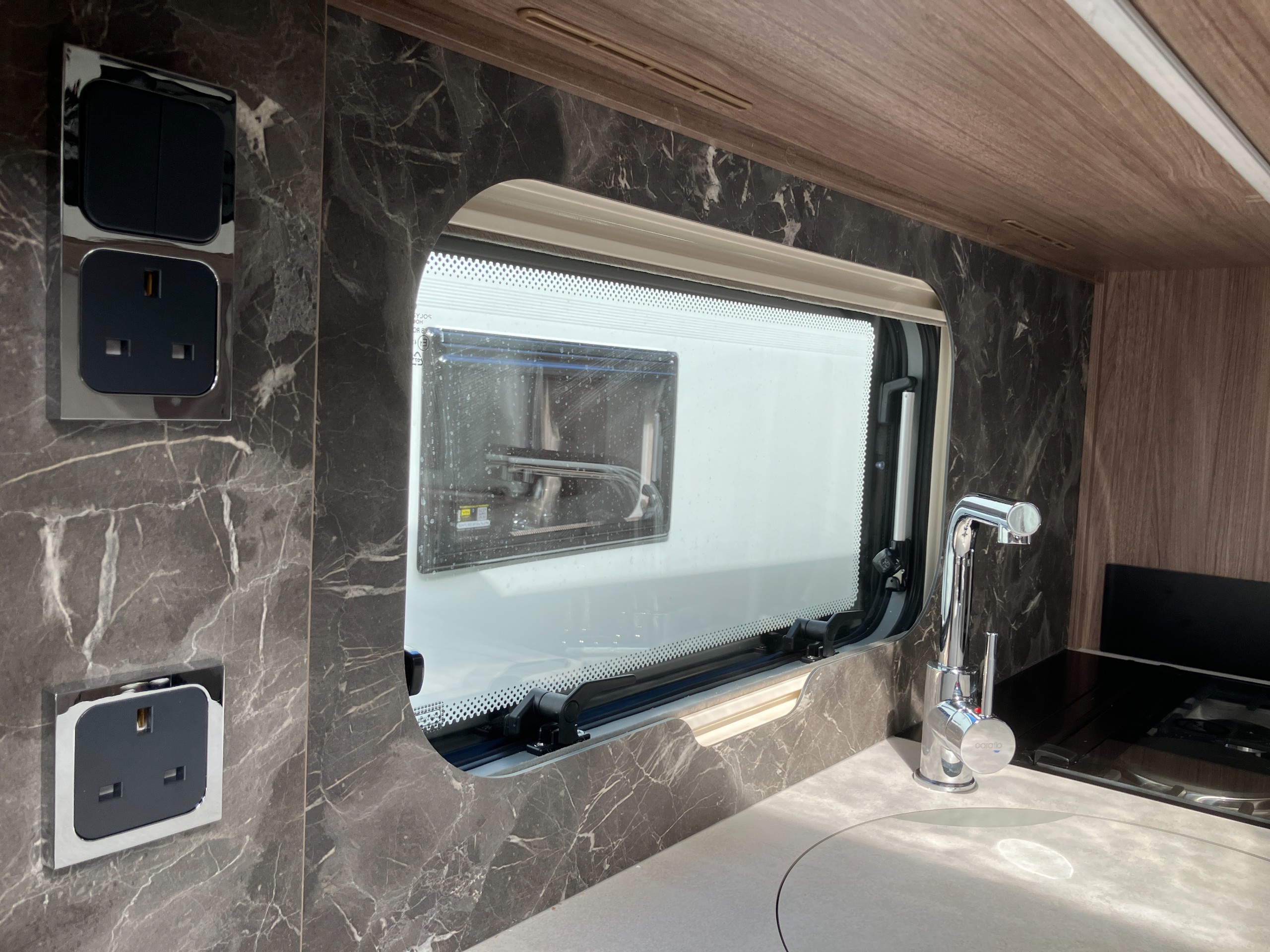 2027 Coachman VIP 565 Singleton Sussex Special Edition - LAST ONE, DEMONSTRATOR DISCOUNT, AVAILABLE NOW!