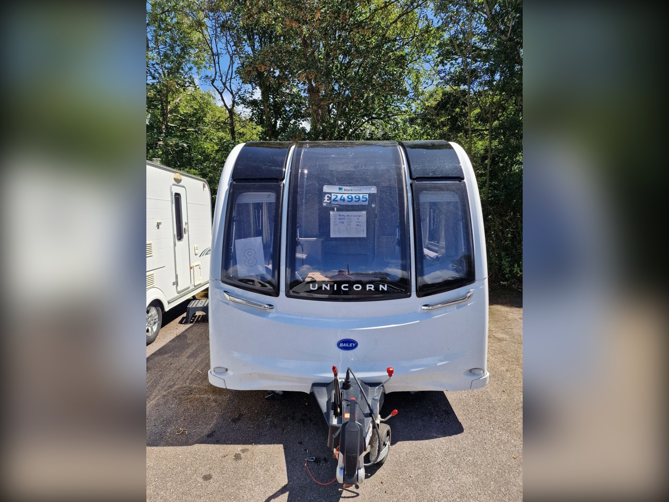 2022 Bailey Unicorn Cartagena - 4-Berth Twin Axle with Island Bed - Exterior - Front
