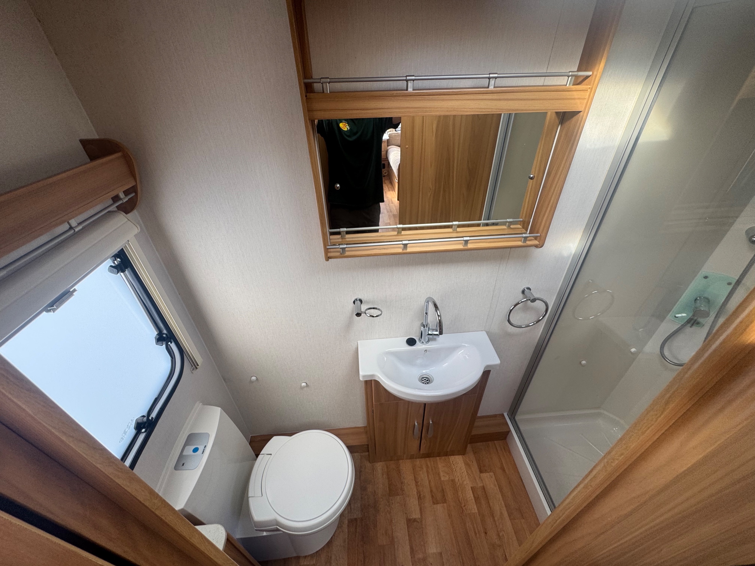 2012 Lunar Lexon 520