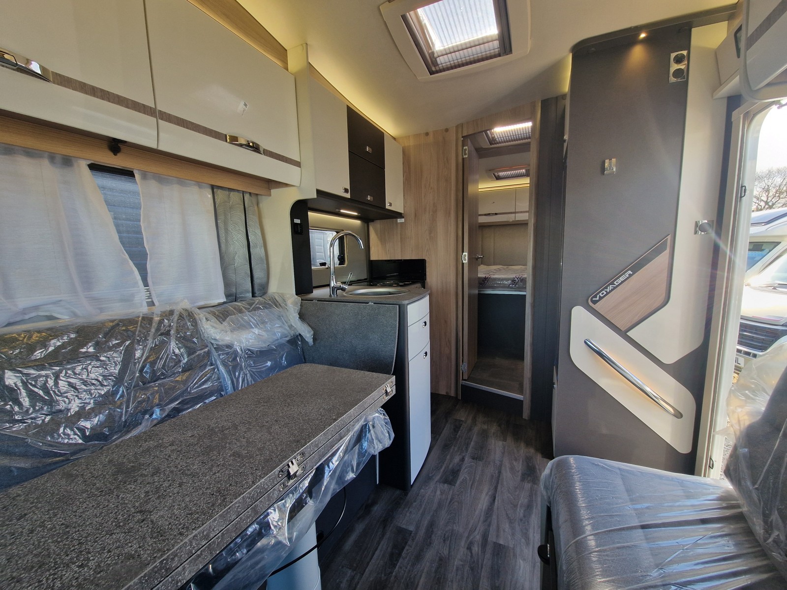 Swift Voyager 594