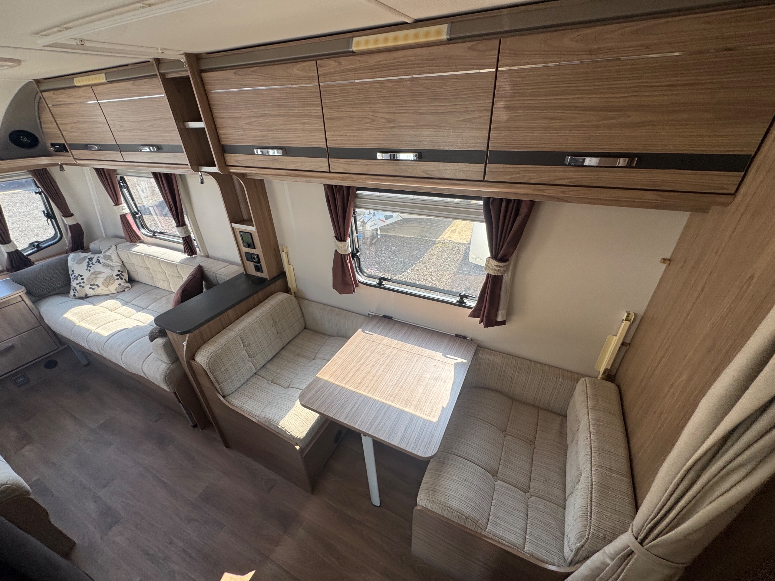 2015 Coachman Pastiche 520