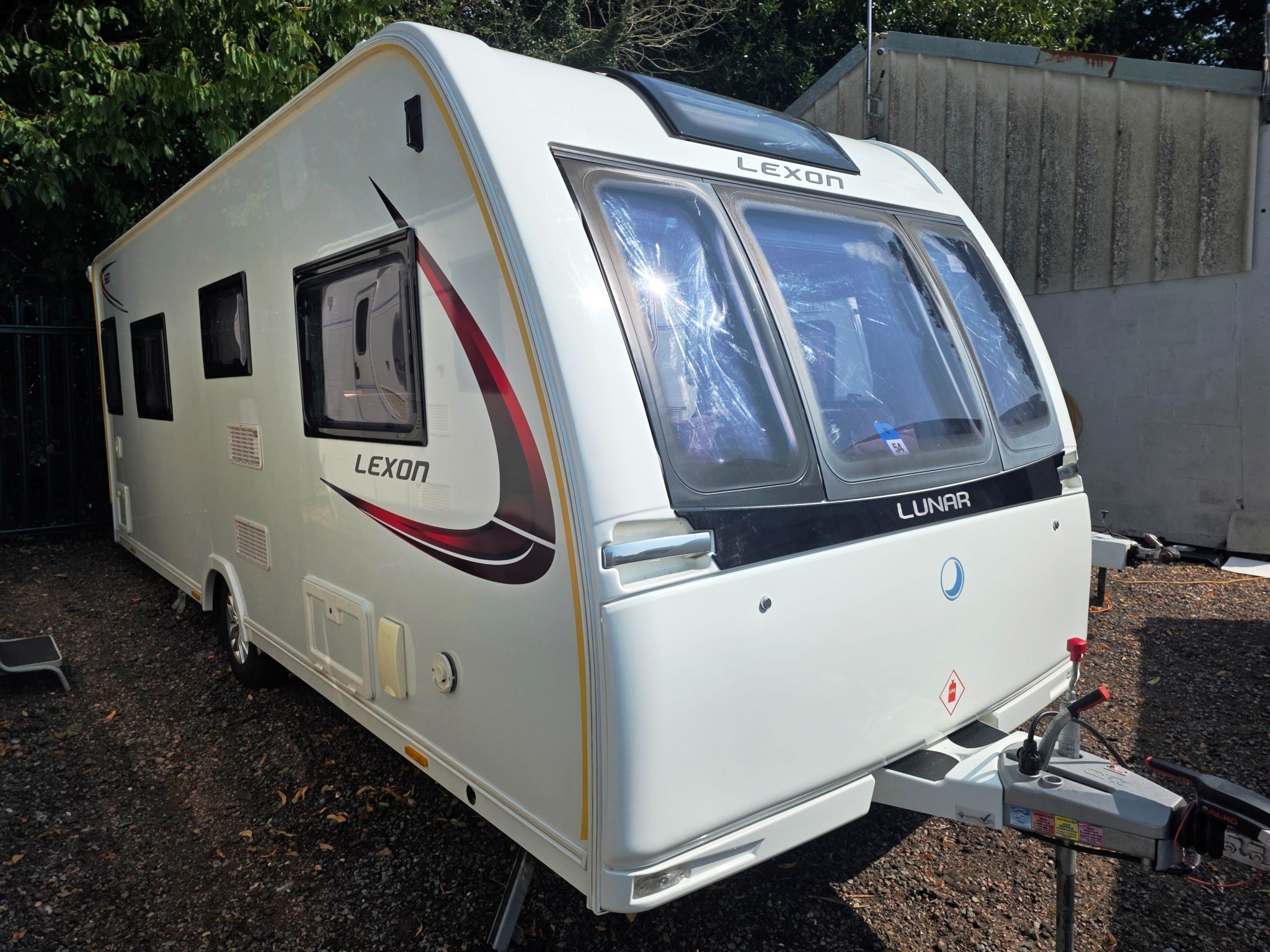 Exterior - Front