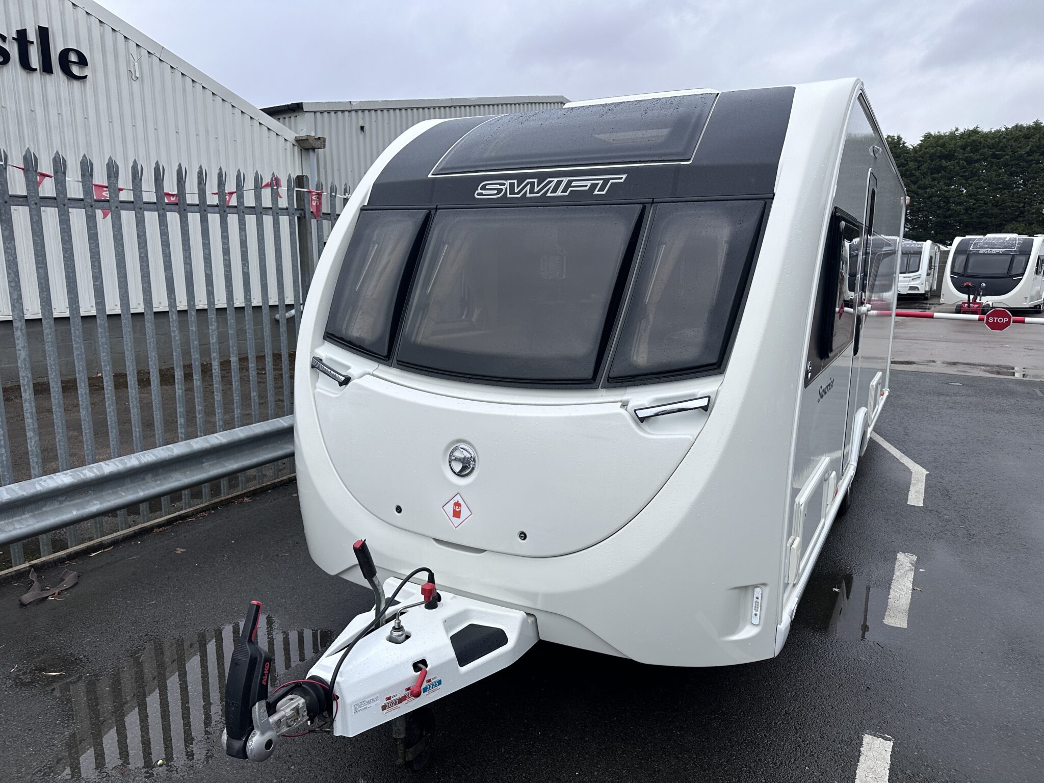 2022 Swift Sunrise