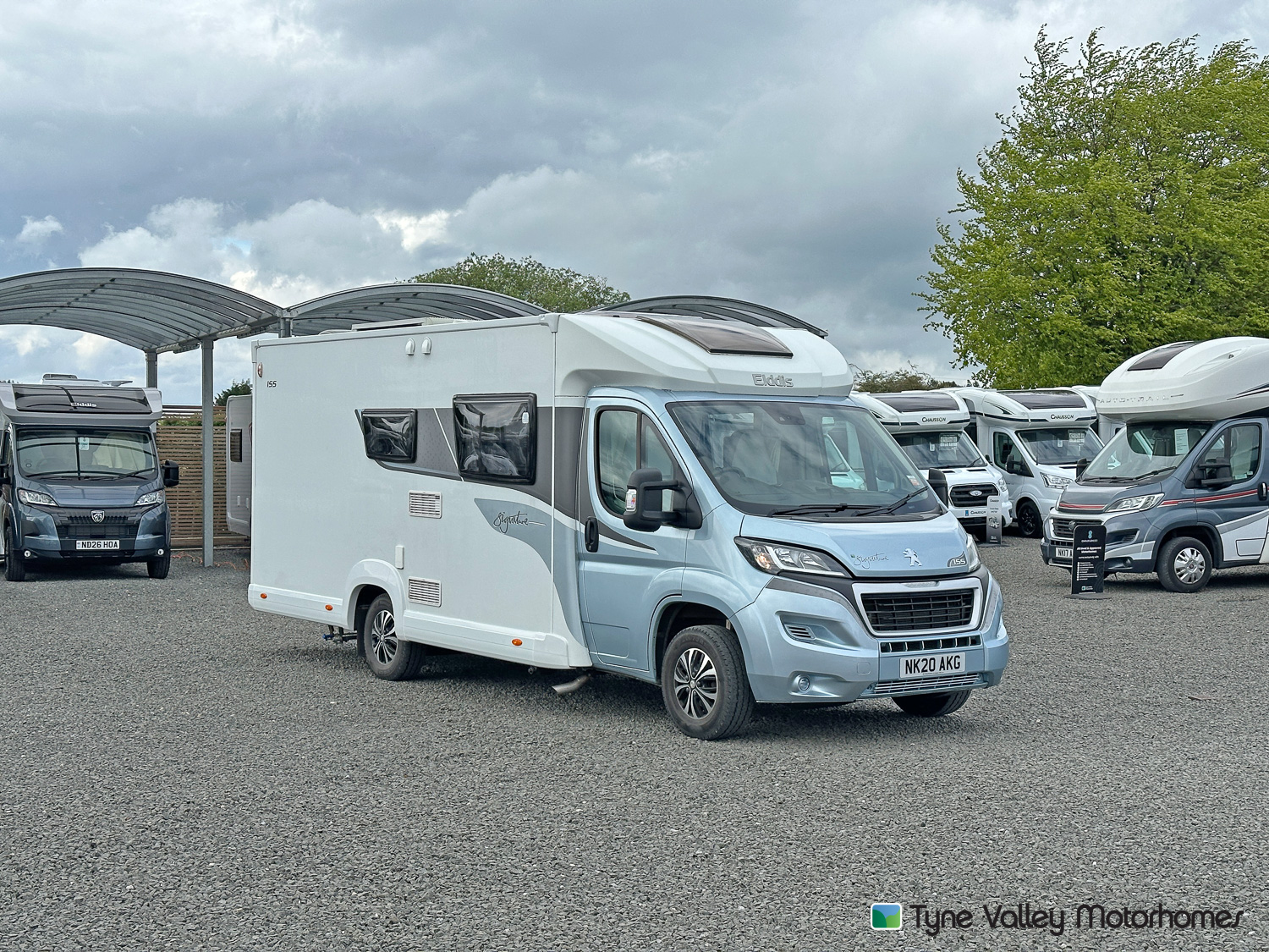 Elddis Signature 155