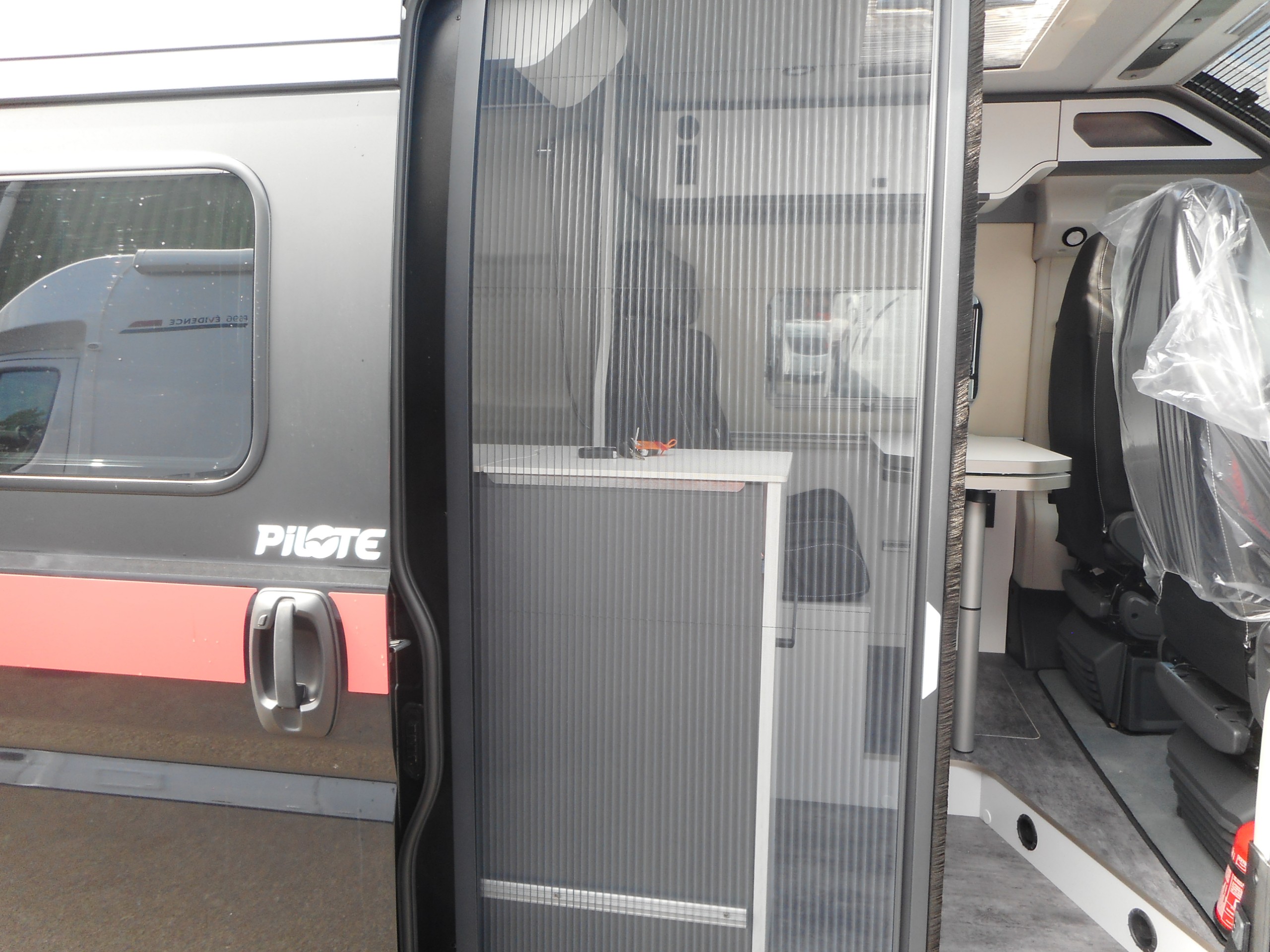 2027 Pilote V600G Premium