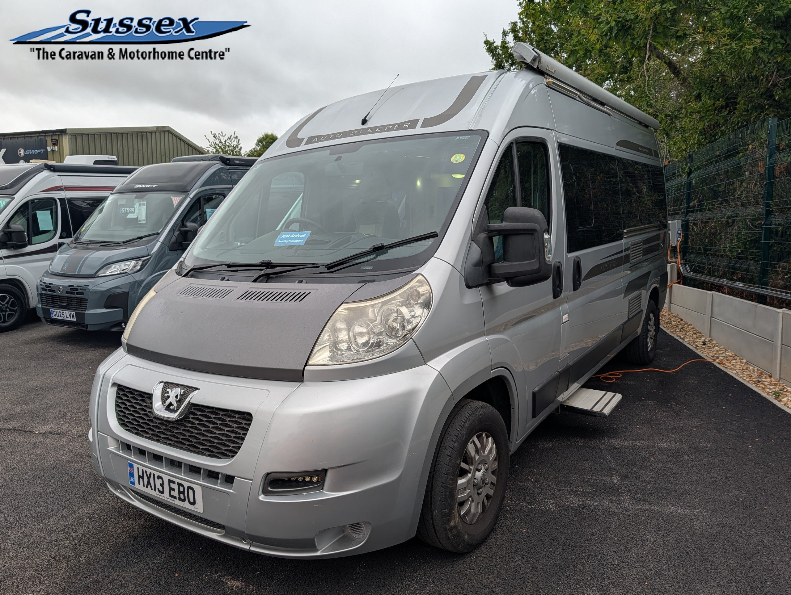Auto-Sleepers Kemerton - Exterior - Front
