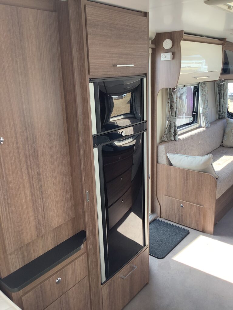 2021 Bailey Unicorn Cartagena Black Edition 4-Berth Island-Bed Caravan - Exterior - Front