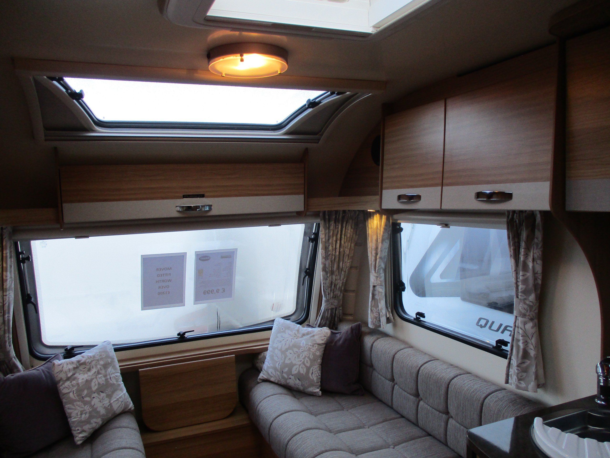 2015 Bailey Pursuit 400 inc MOTOR MOVER