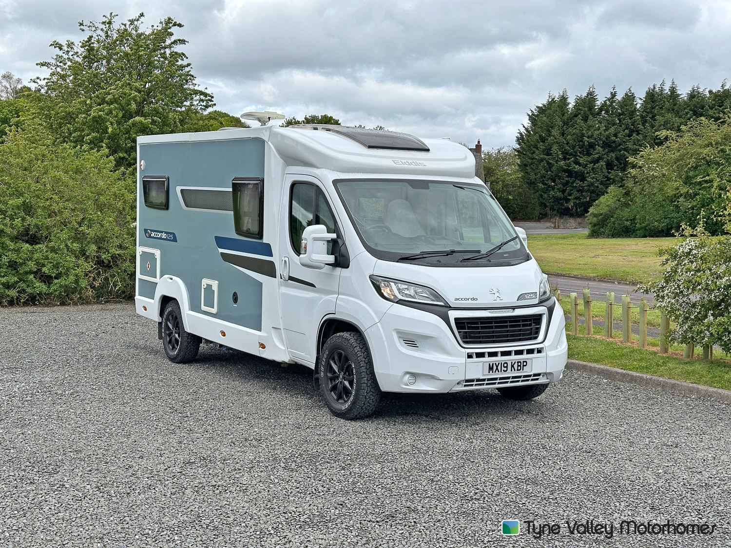 Elddis Accordo 125 - Exterior - Front