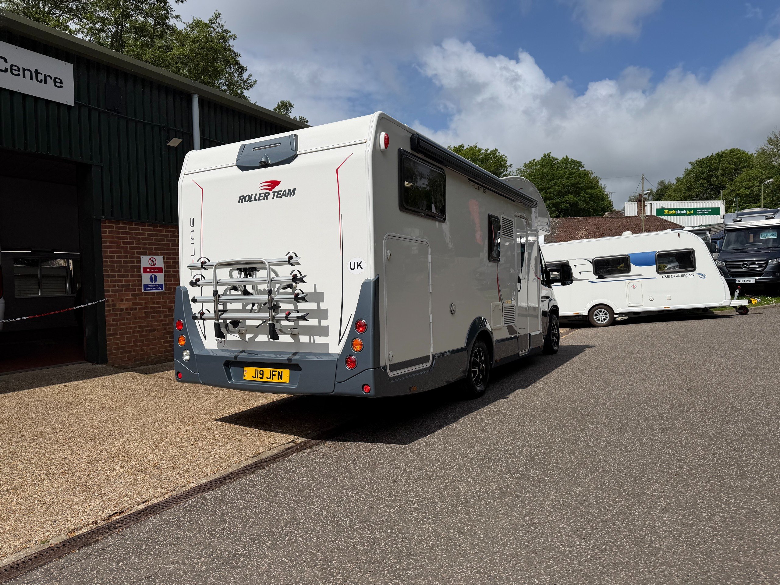 Exterior - Rear