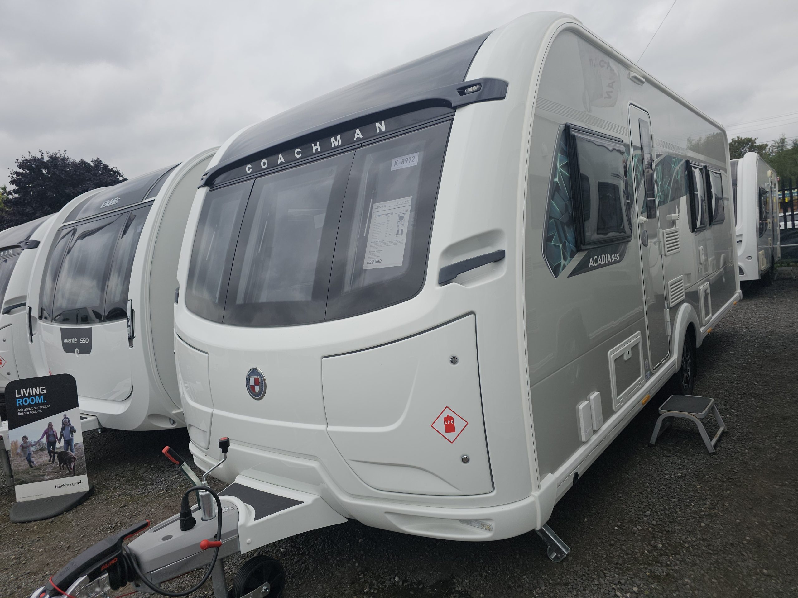 Coachman Acadia - Exterior - Side