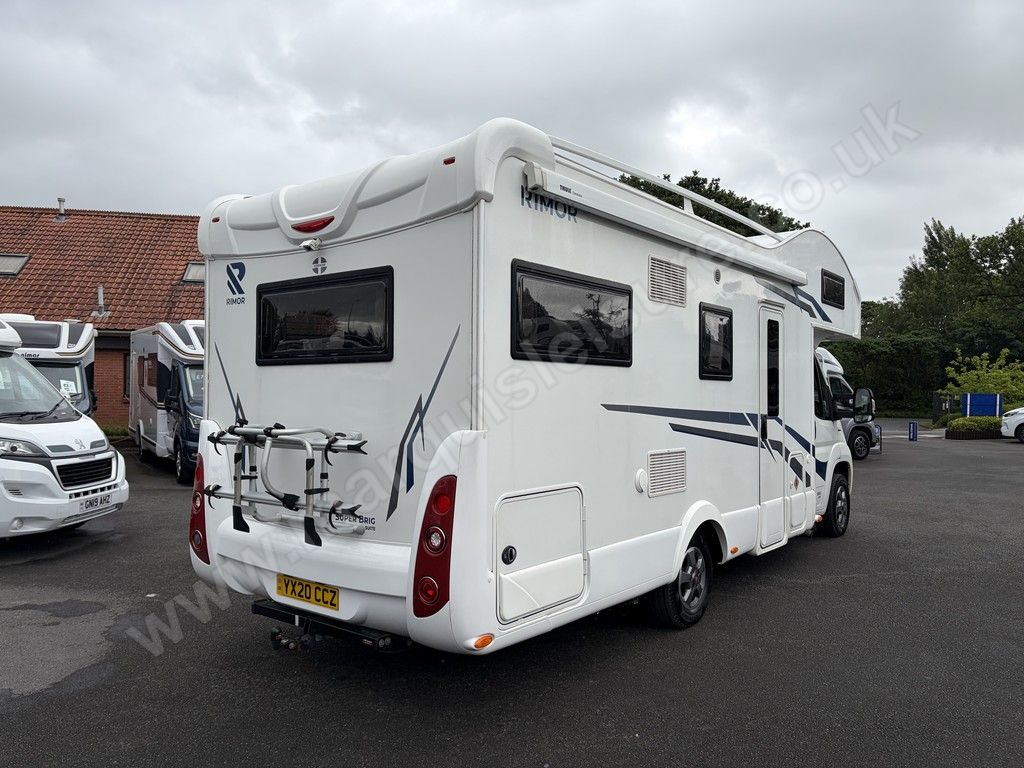 Exterior - Rear