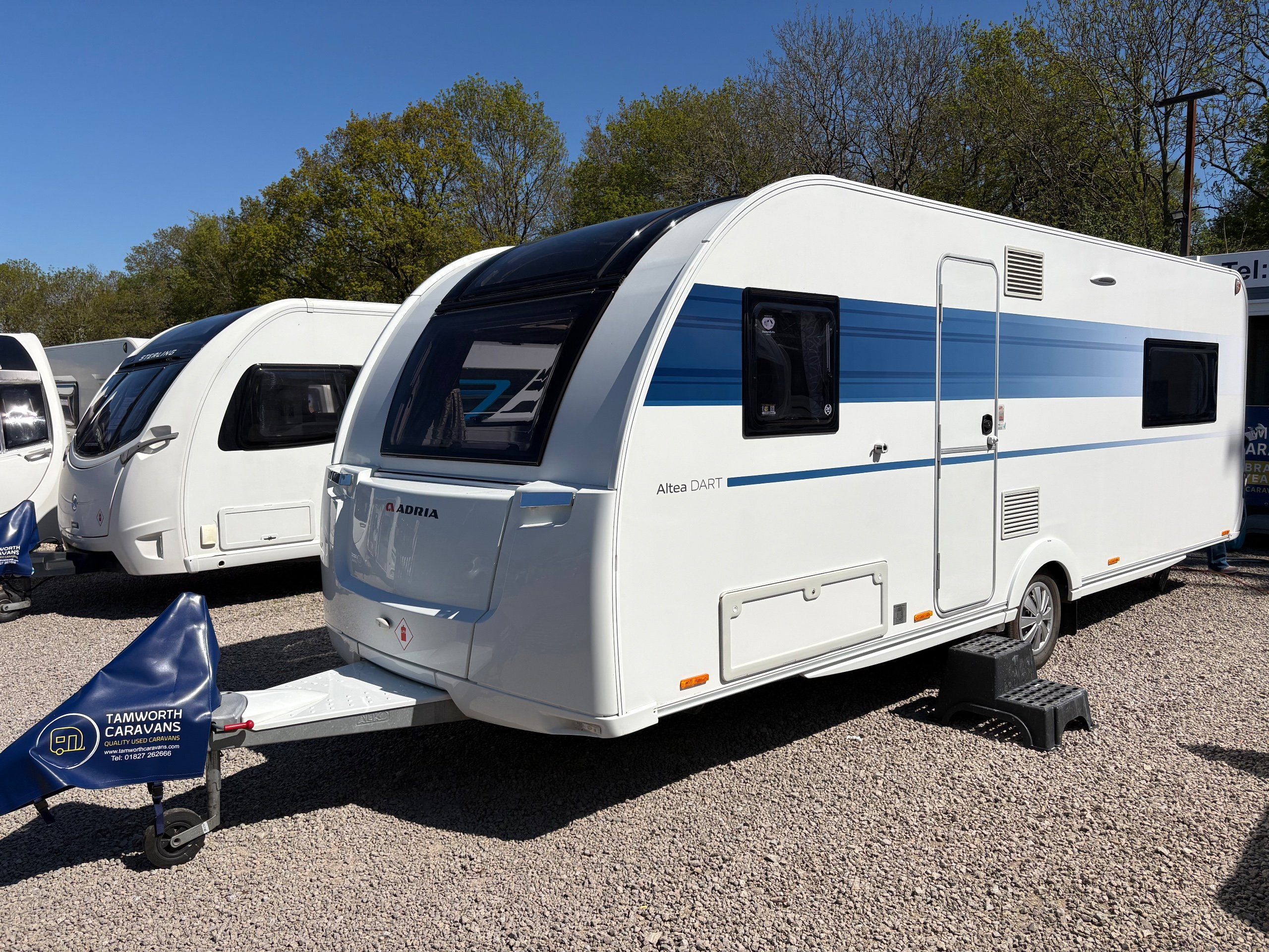 Adria Altea Dart - Exterior - Front
