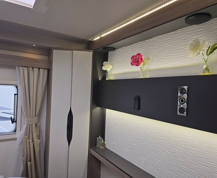 Bessacarr By Design 835