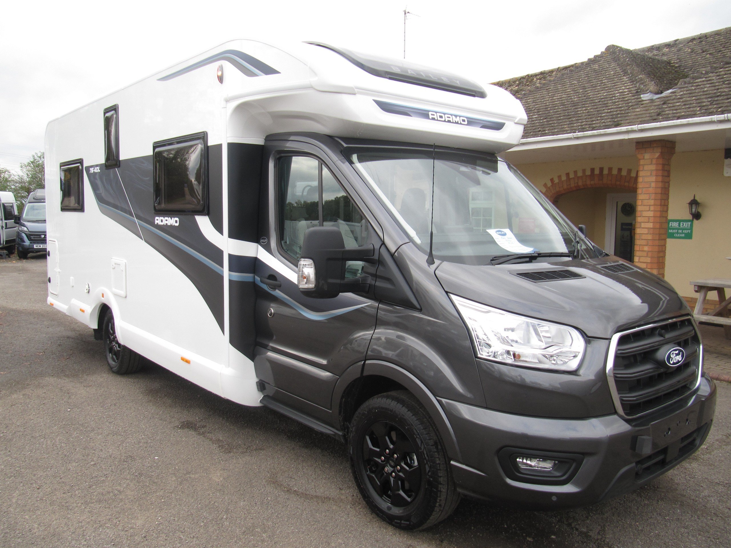 Exterior - Front