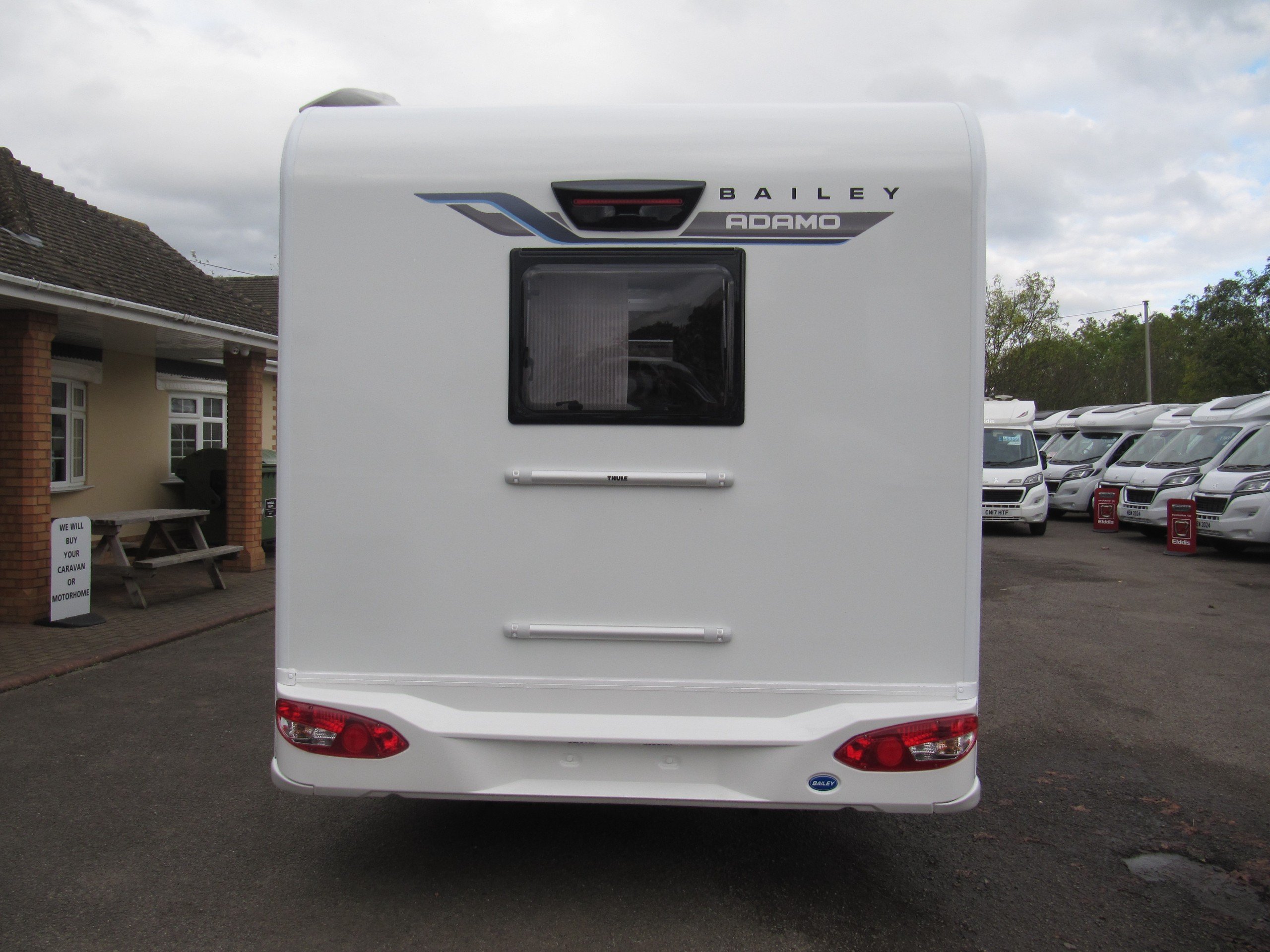 Exterior - Rear