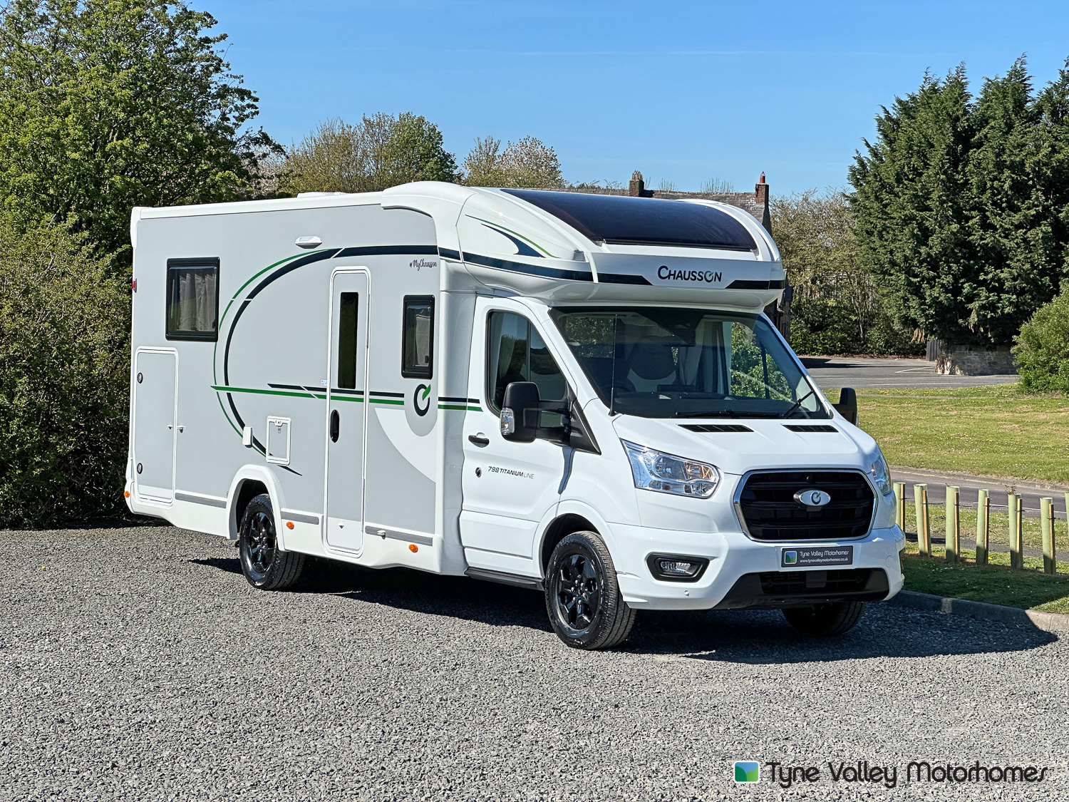 Chausson Titanium - Exterior - Front