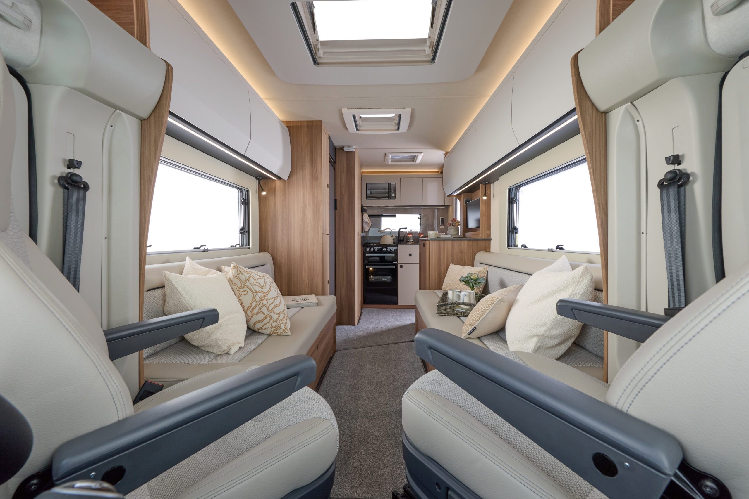 2027 Auto-Trail Imala 615