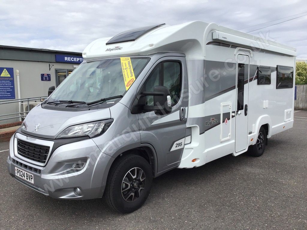2023 Elddis MAJESTIC 295 - Exterior - Front