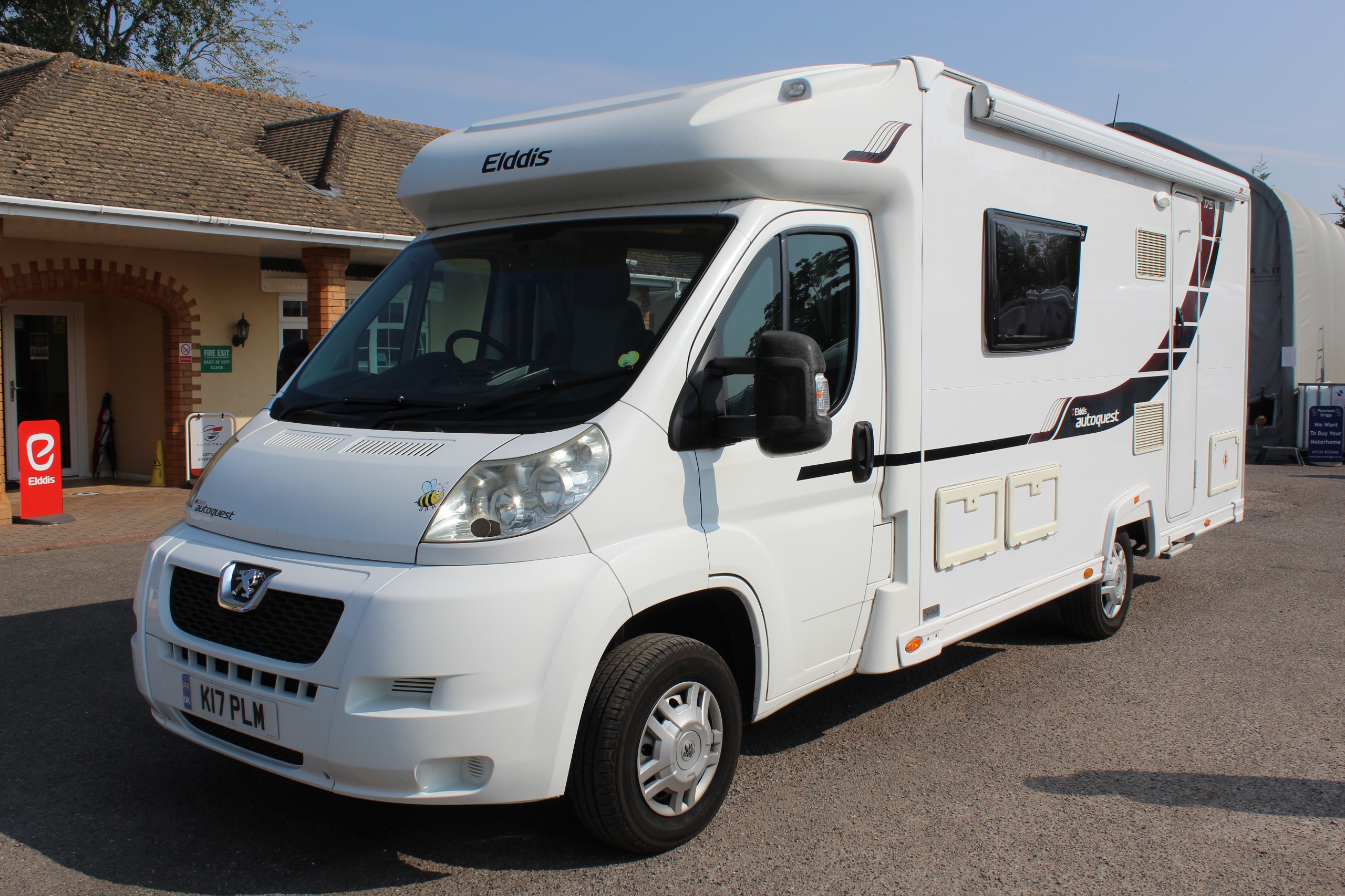 Elddis Autoquest 175 - Exterior - Front