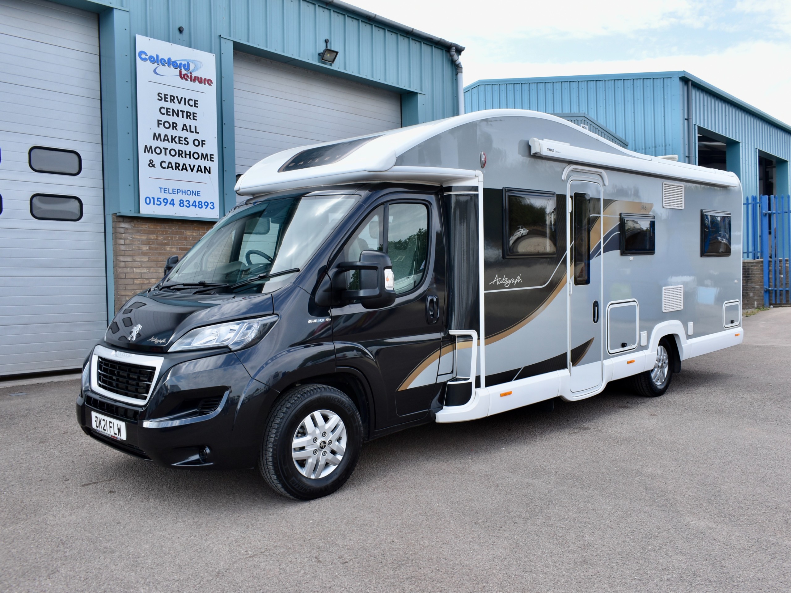 Bailey Autograph 81-6 6 berth 6 belt - Exterior - Front