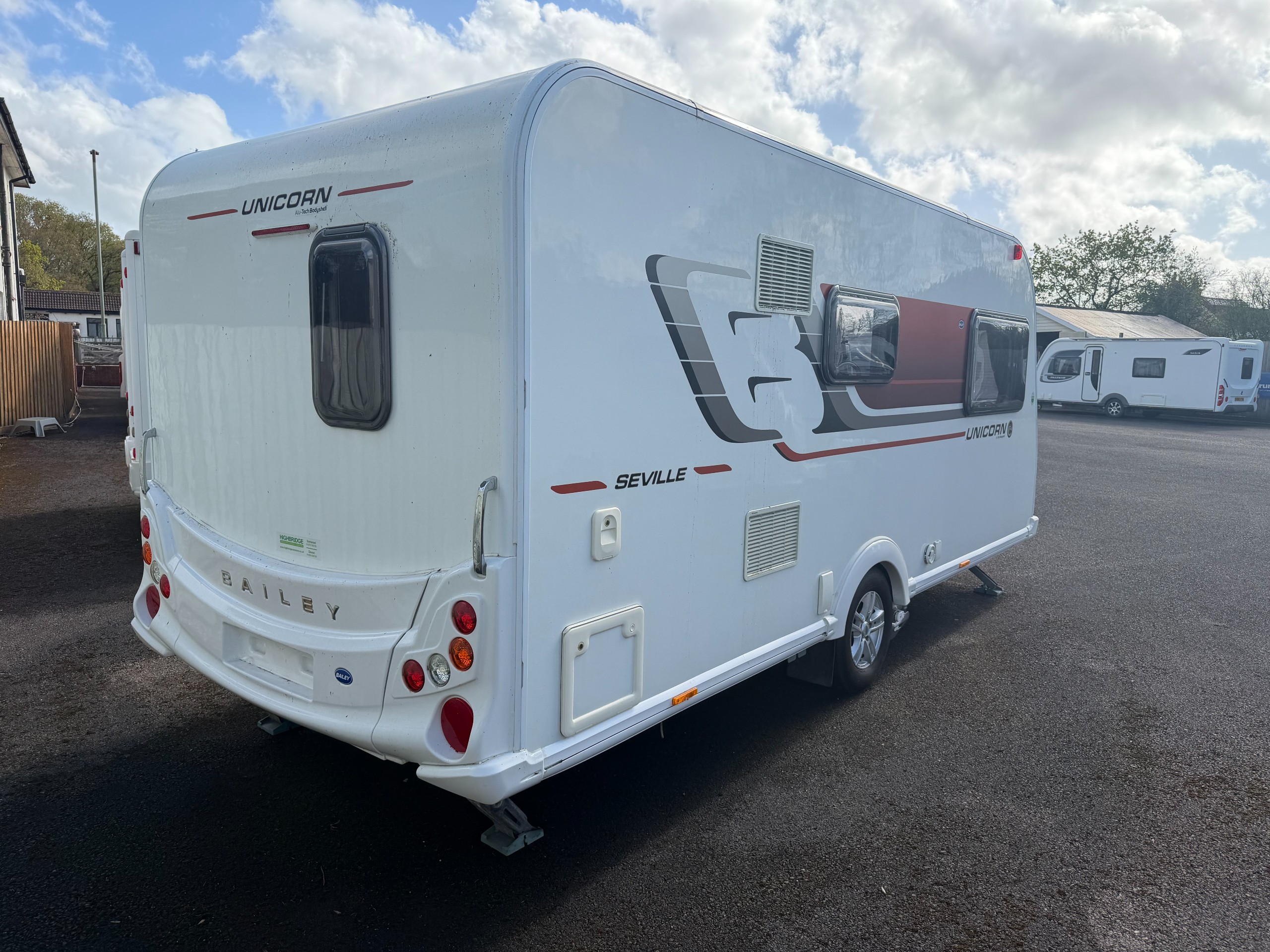 Exterior - Rear