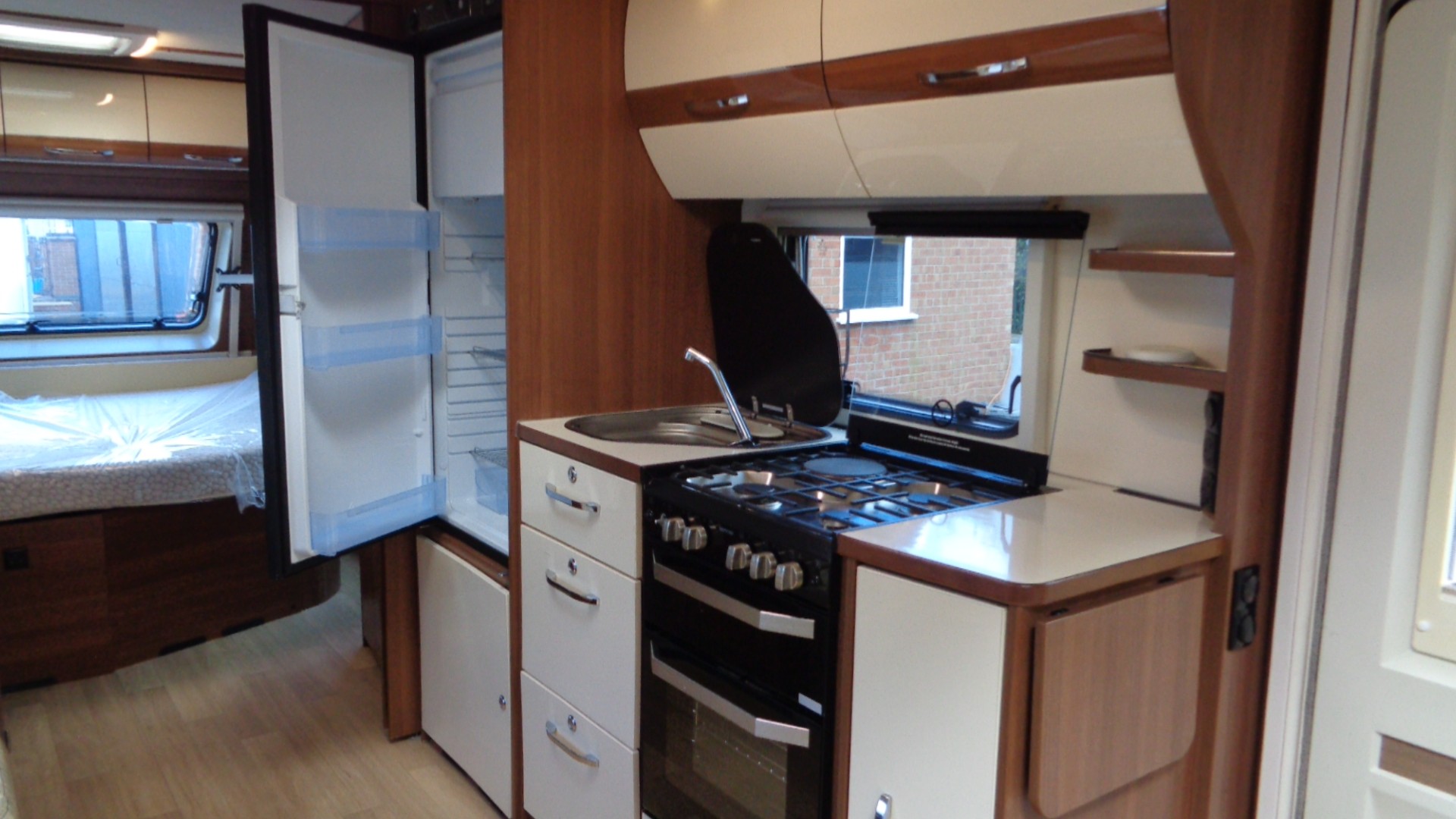 2020 LMC 655 VIP Exquisit , CARAVAN IN GOOD CLEAN CONDITION