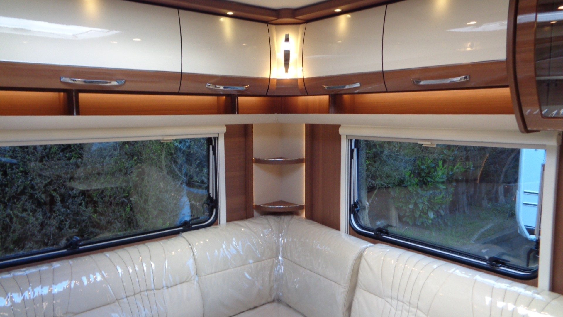 2020 LMC 655 VIP Exquisit , CARAVAN IN GOOD CLEAN CONDITION