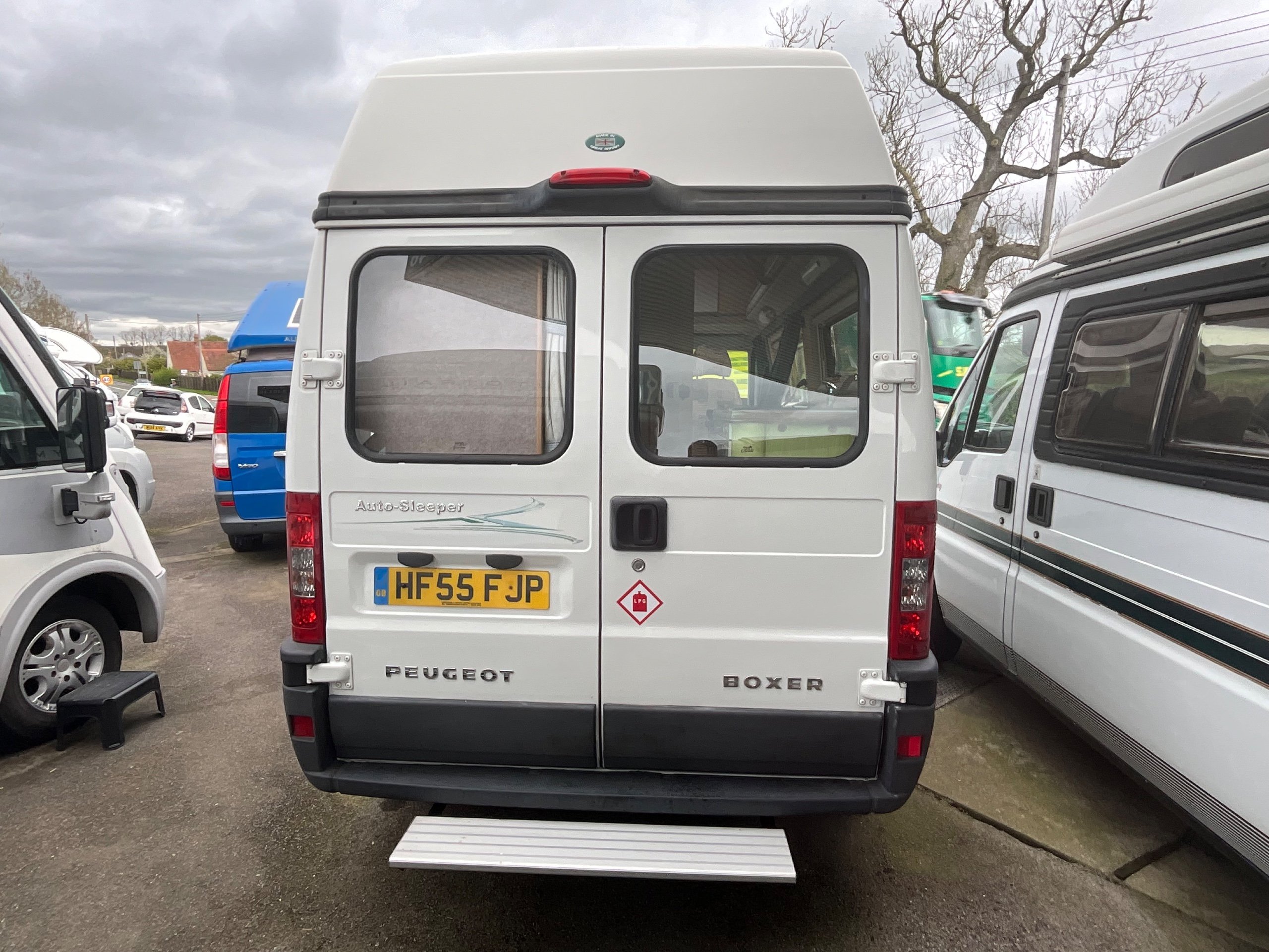 Exterior - Rear