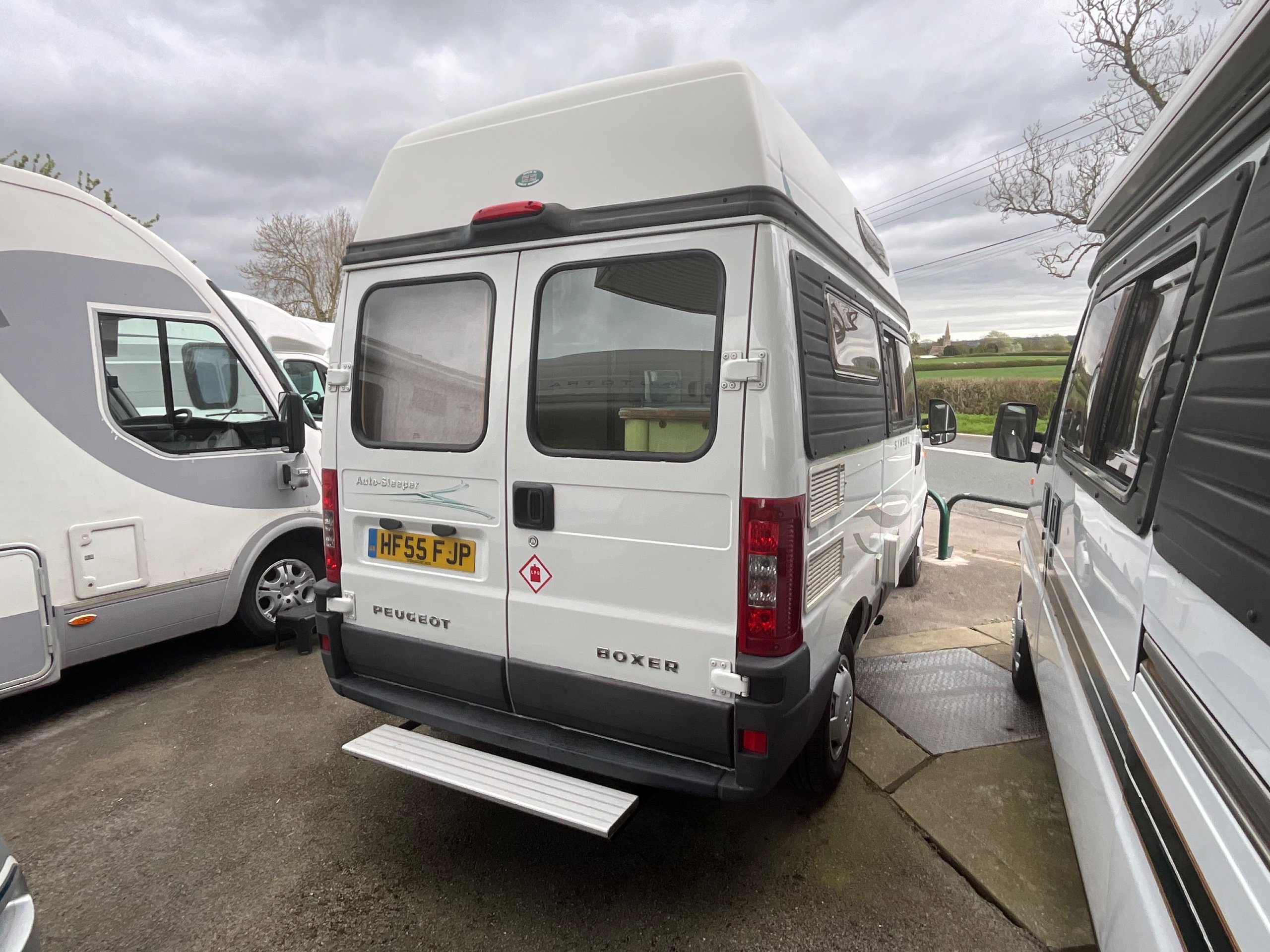 Exterior - Rear