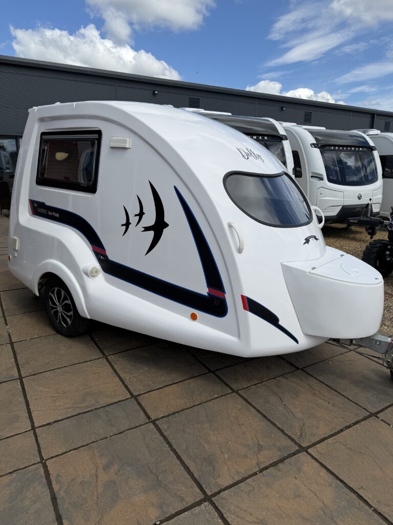 Go Pod Go Pod 3 - Exterior - Front