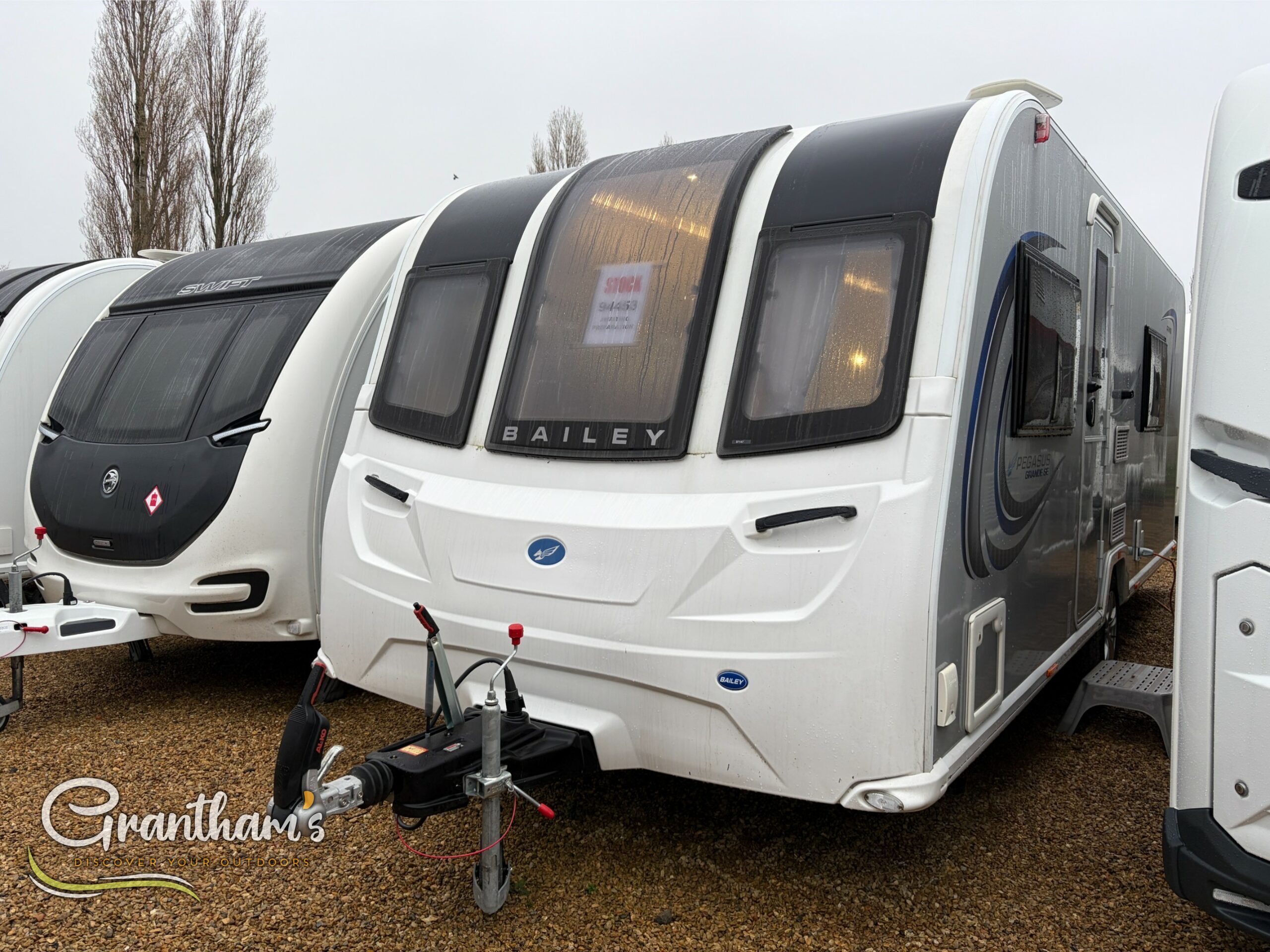 Bailey Pegasus Rimini - Exterior - Front