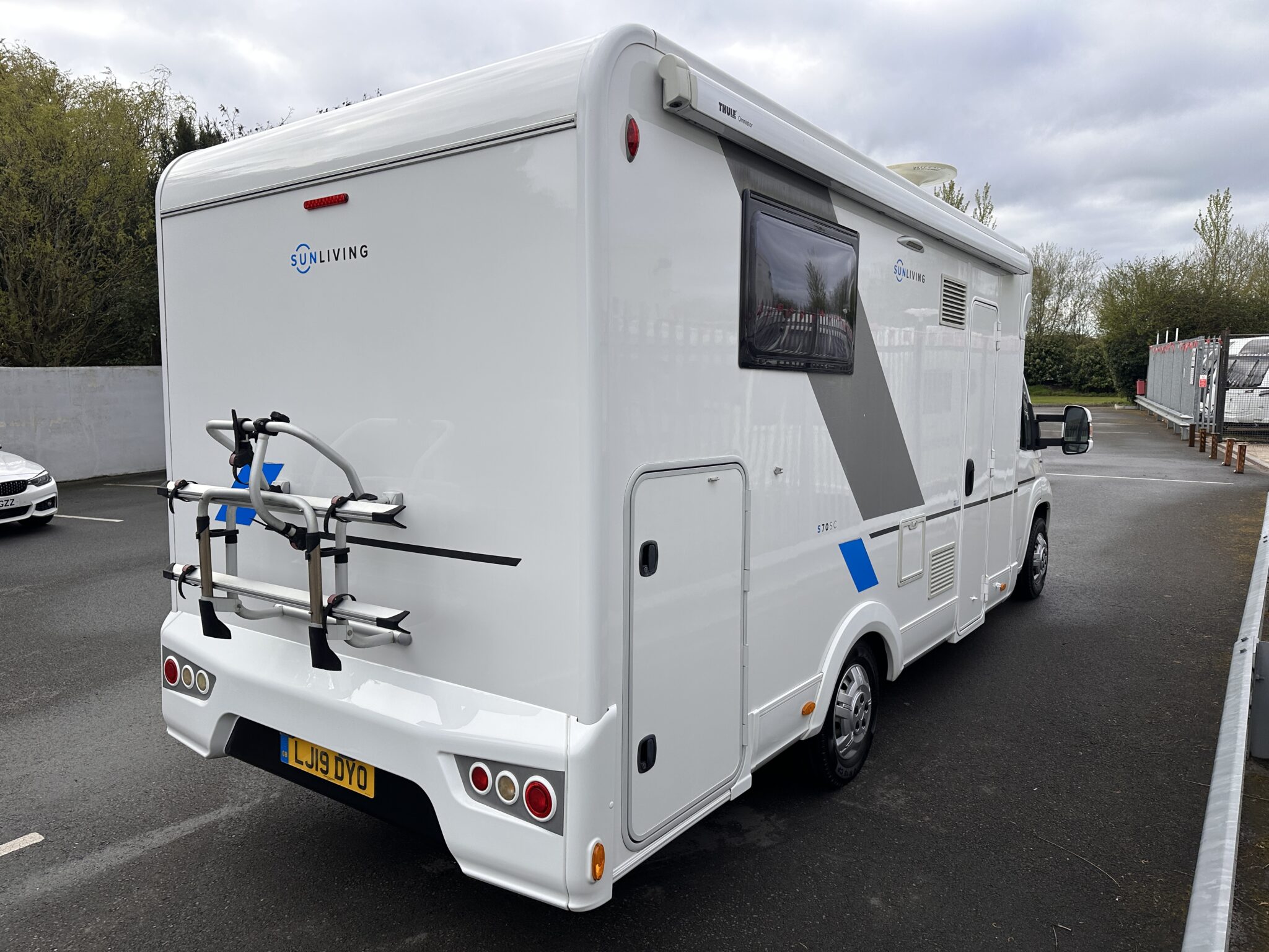 Exterior - Rear